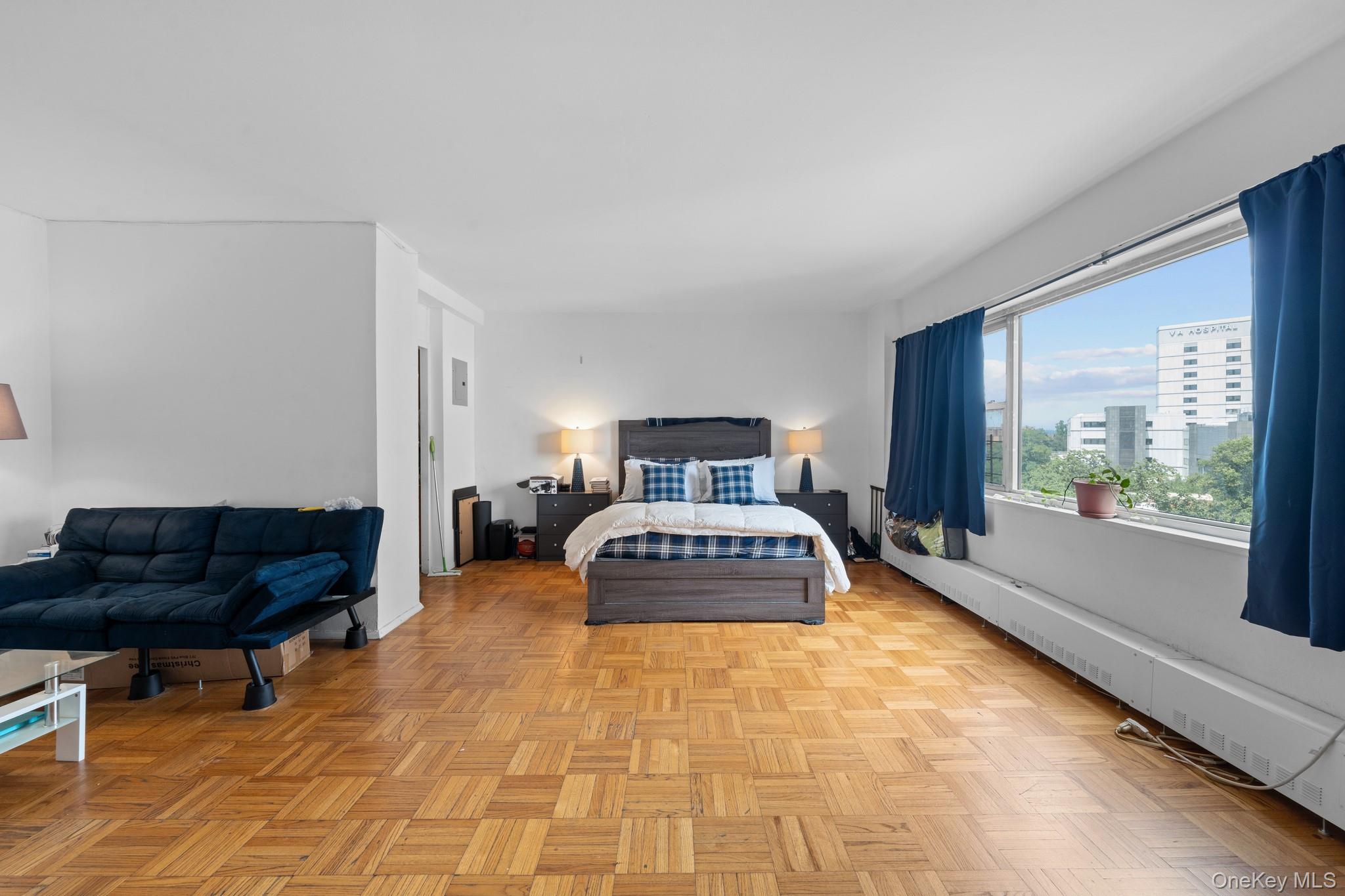 4 Fordham Hill Oval # 9E, Bronx, NY 10468
