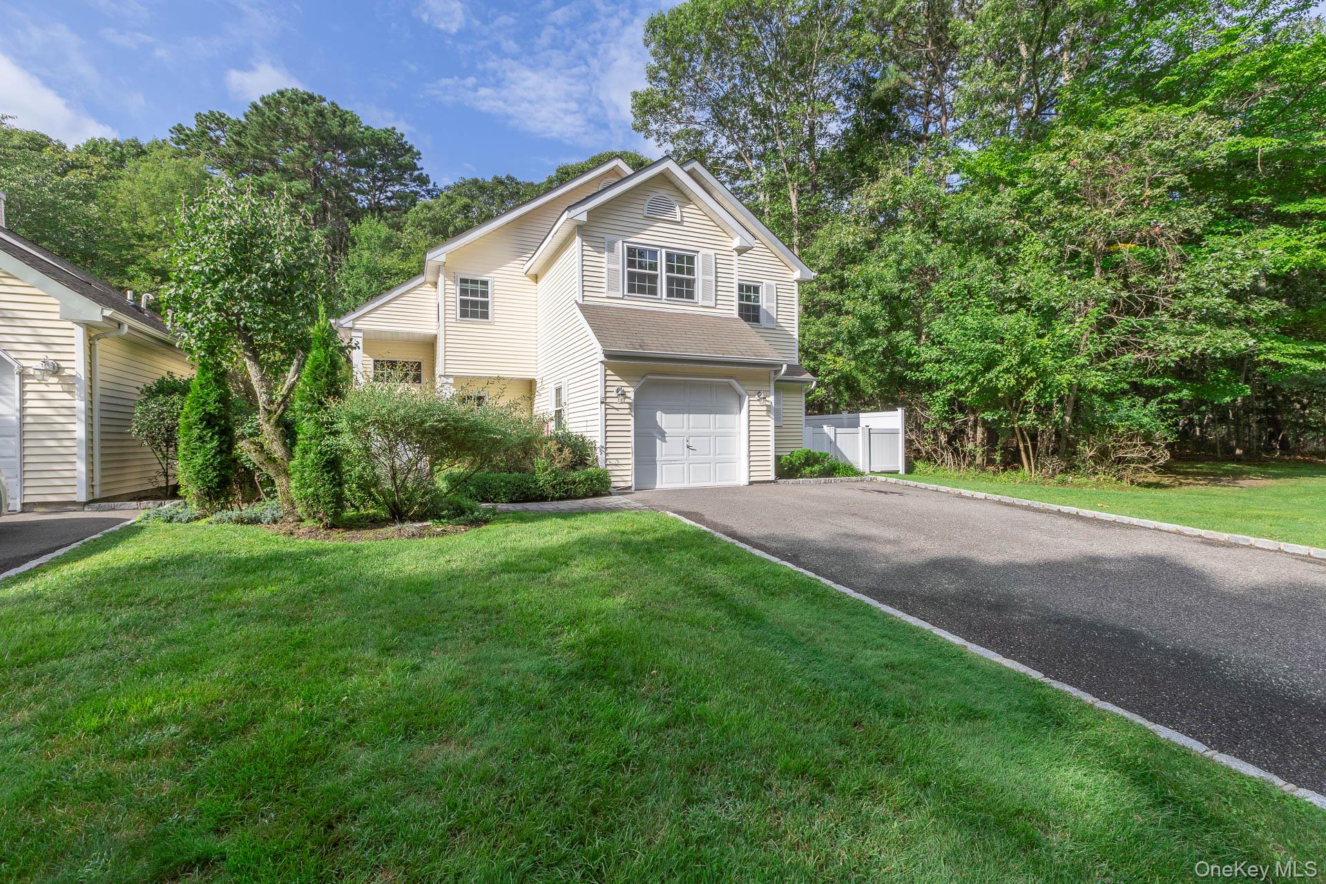 15 Cloister Lane, Middle Island, NY 11953