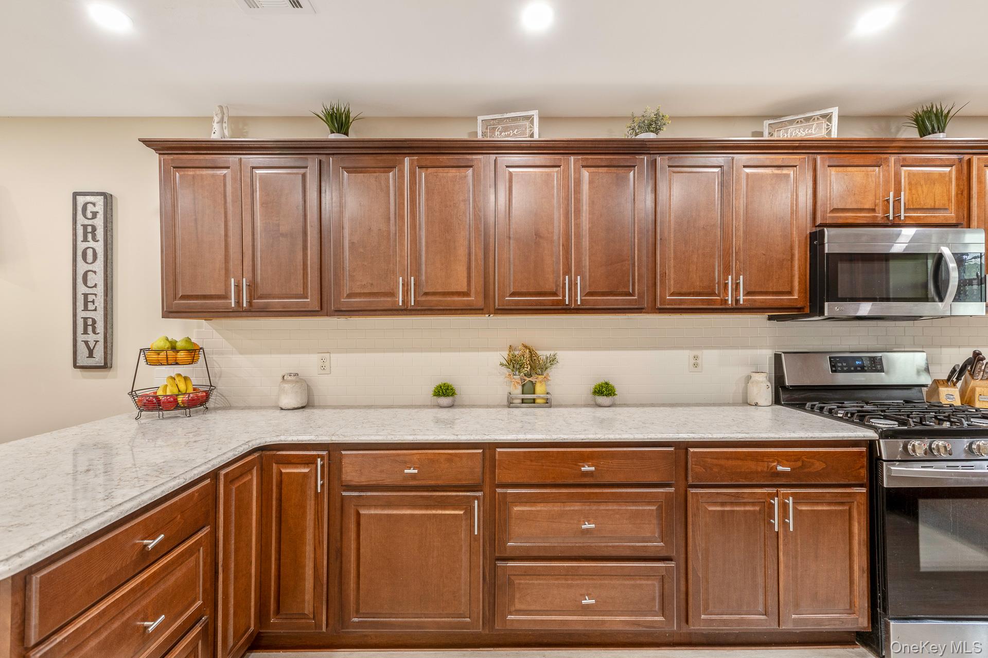 15 Cloister Lane, Middle Island, NY 11953