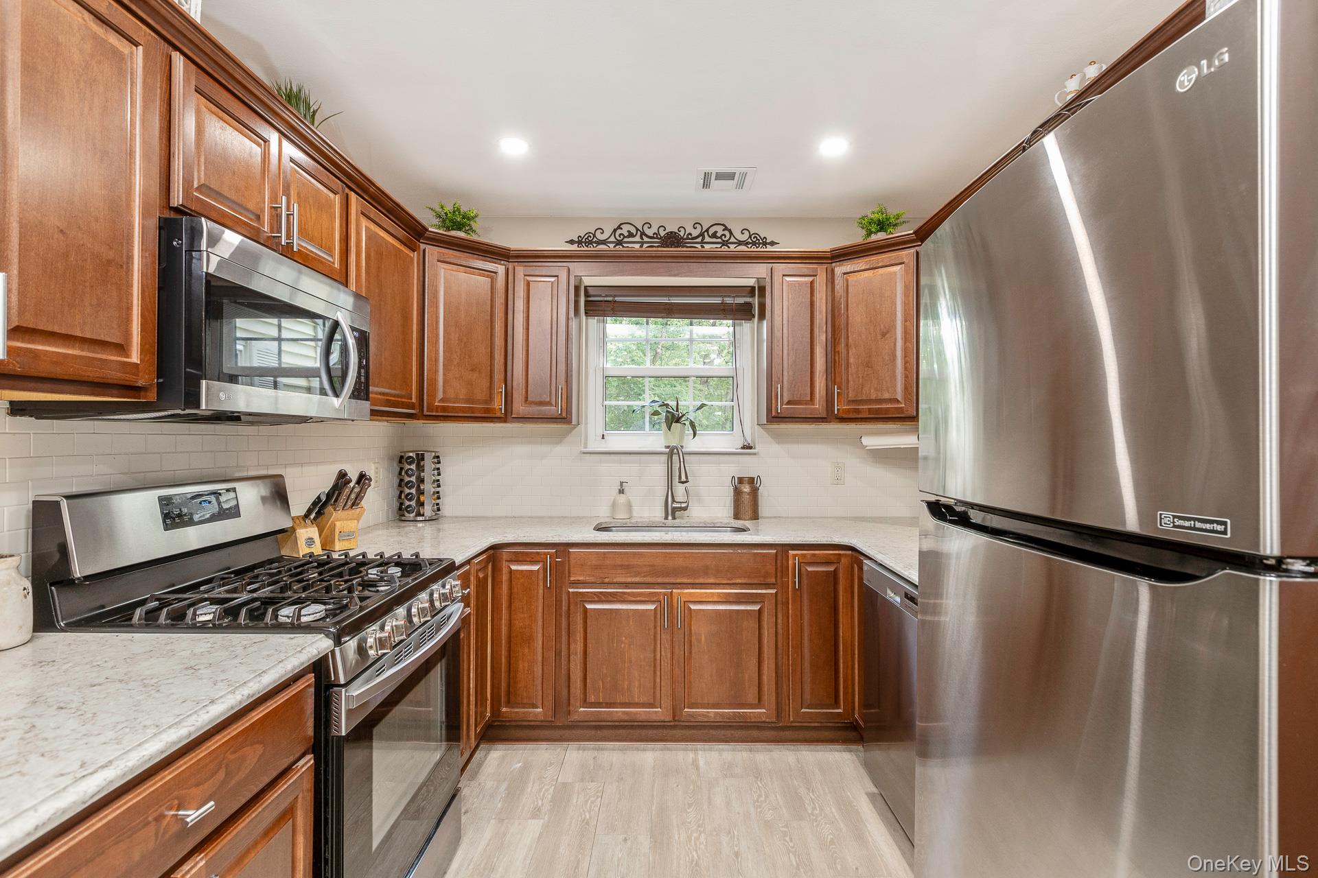 15 Cloister Lane, Middle Island, NY 11953