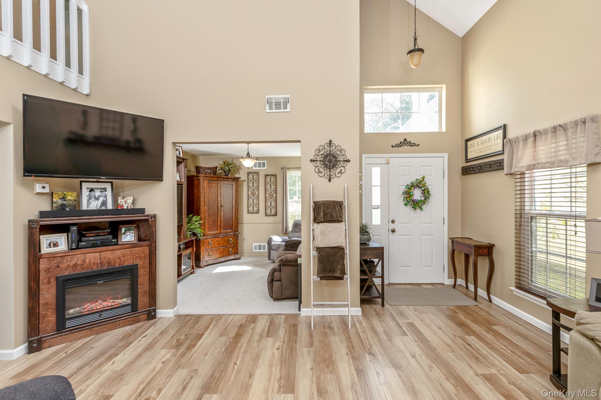 15 Cloister Lane, Middle Island, NY 11953