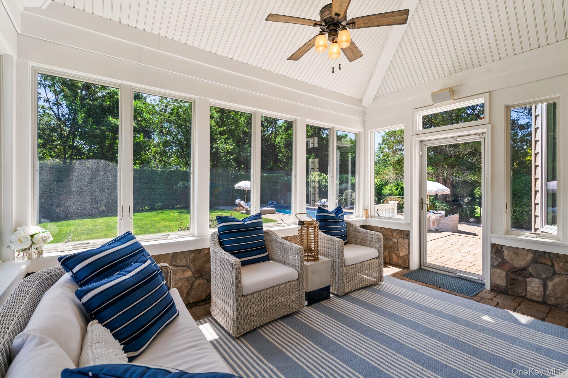 18 Quaker Path, Huntington, NY 11743