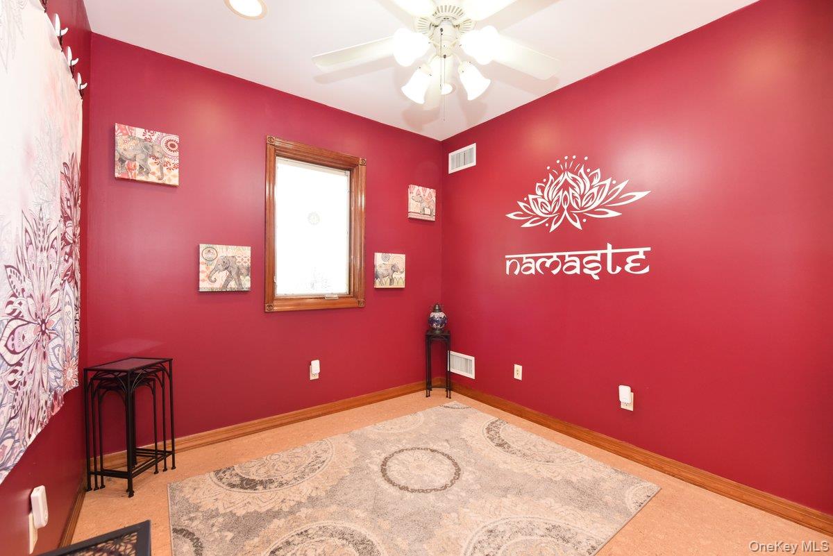 385 Oceanside Parkway, Oceanside, NY 11572