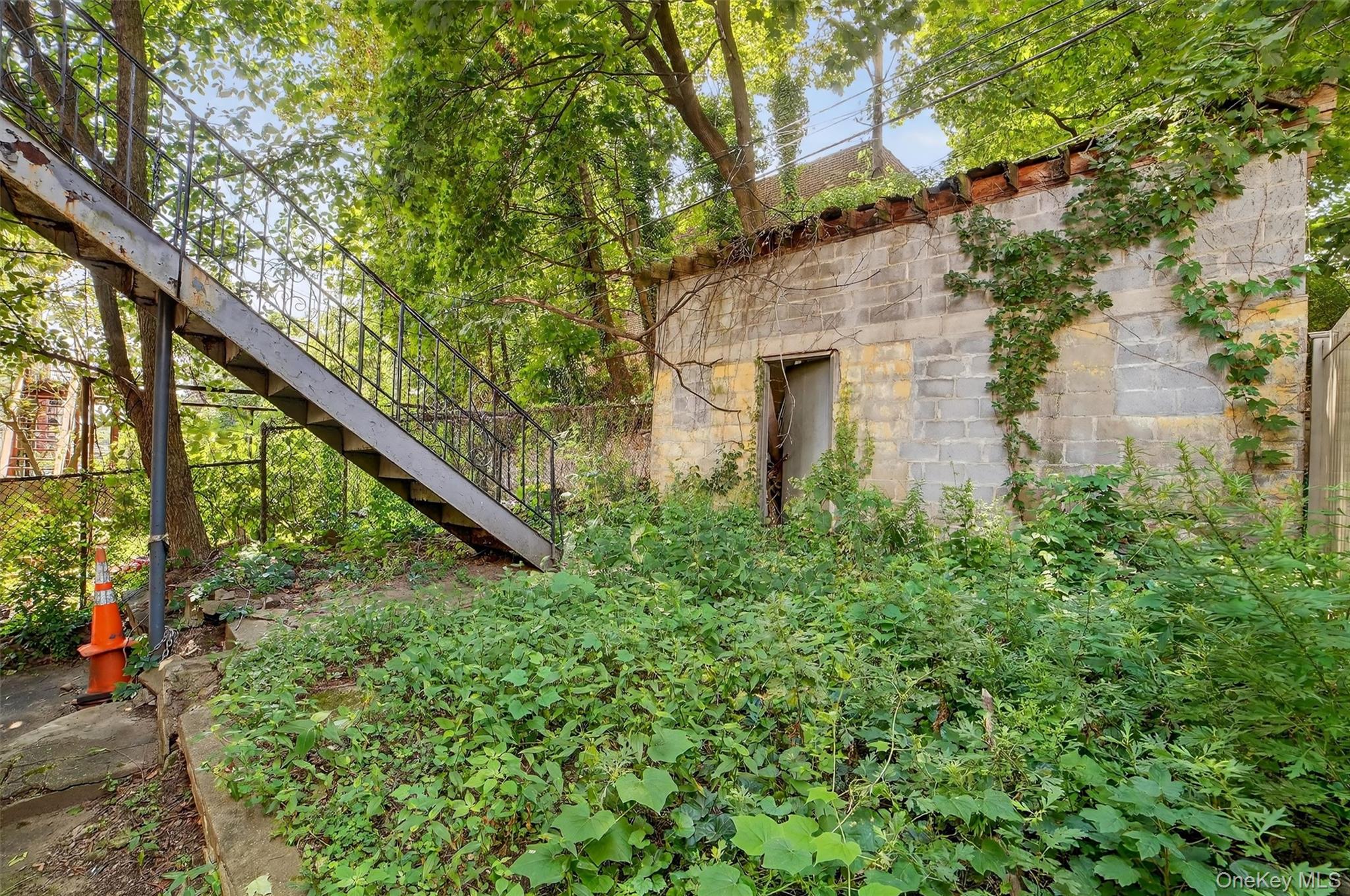 105 Palisade Avenue, Yonkers, NY 10701