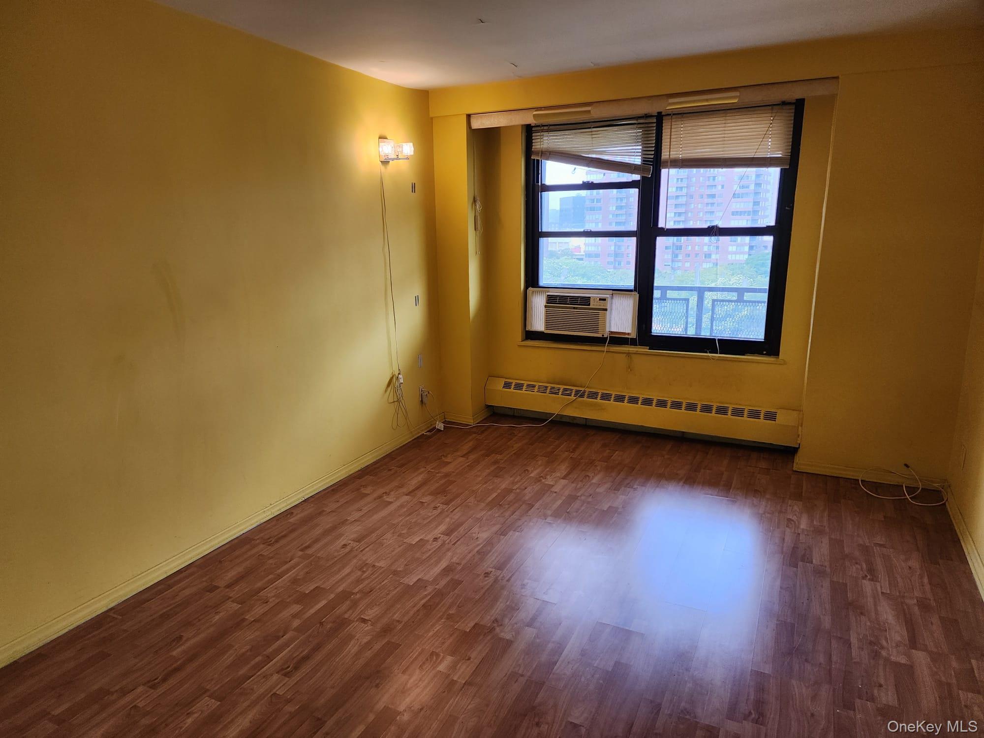 61-35 98th Street N # 11B, Rego Park, NY 11374