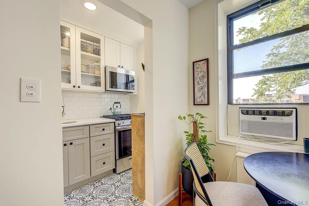 67-30 Dartmouth Street # 6R, Forest Hills, NY 11375