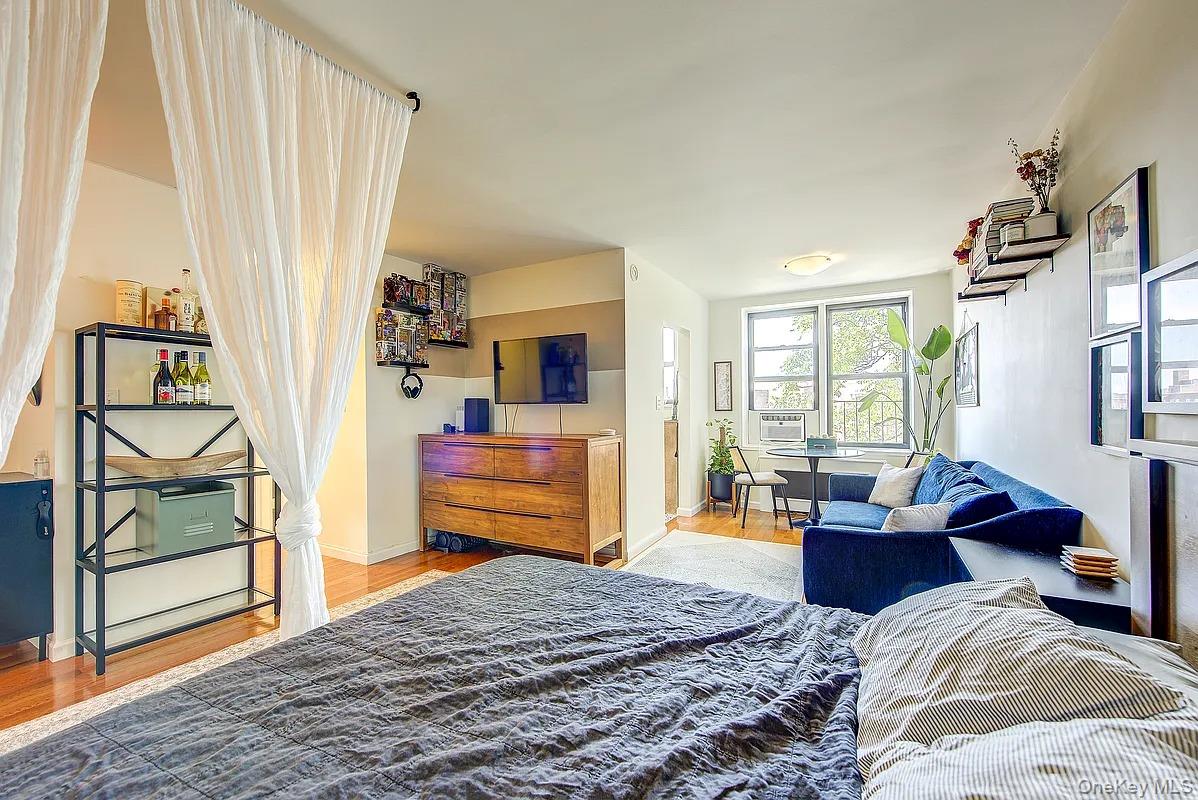 67-30 Dartmouth Street # 6R, Forest Hills, NY 11375