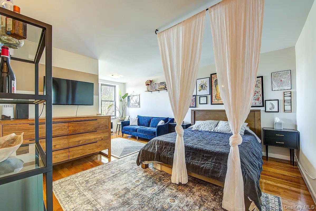 67-30 Dartmouth Street # 6R, Forest Hills, NY 11375