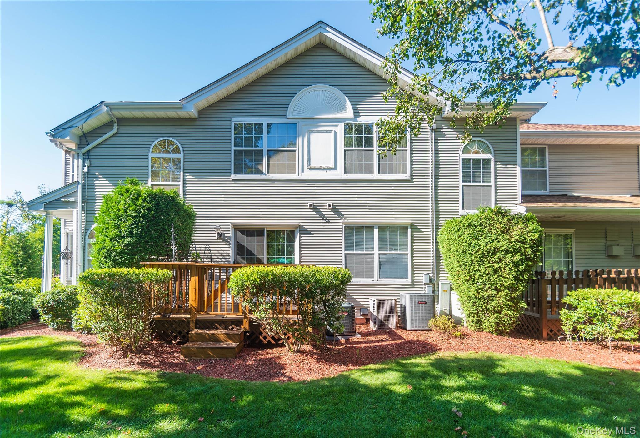 1210 Washington Green, New Windsor, NY 12553