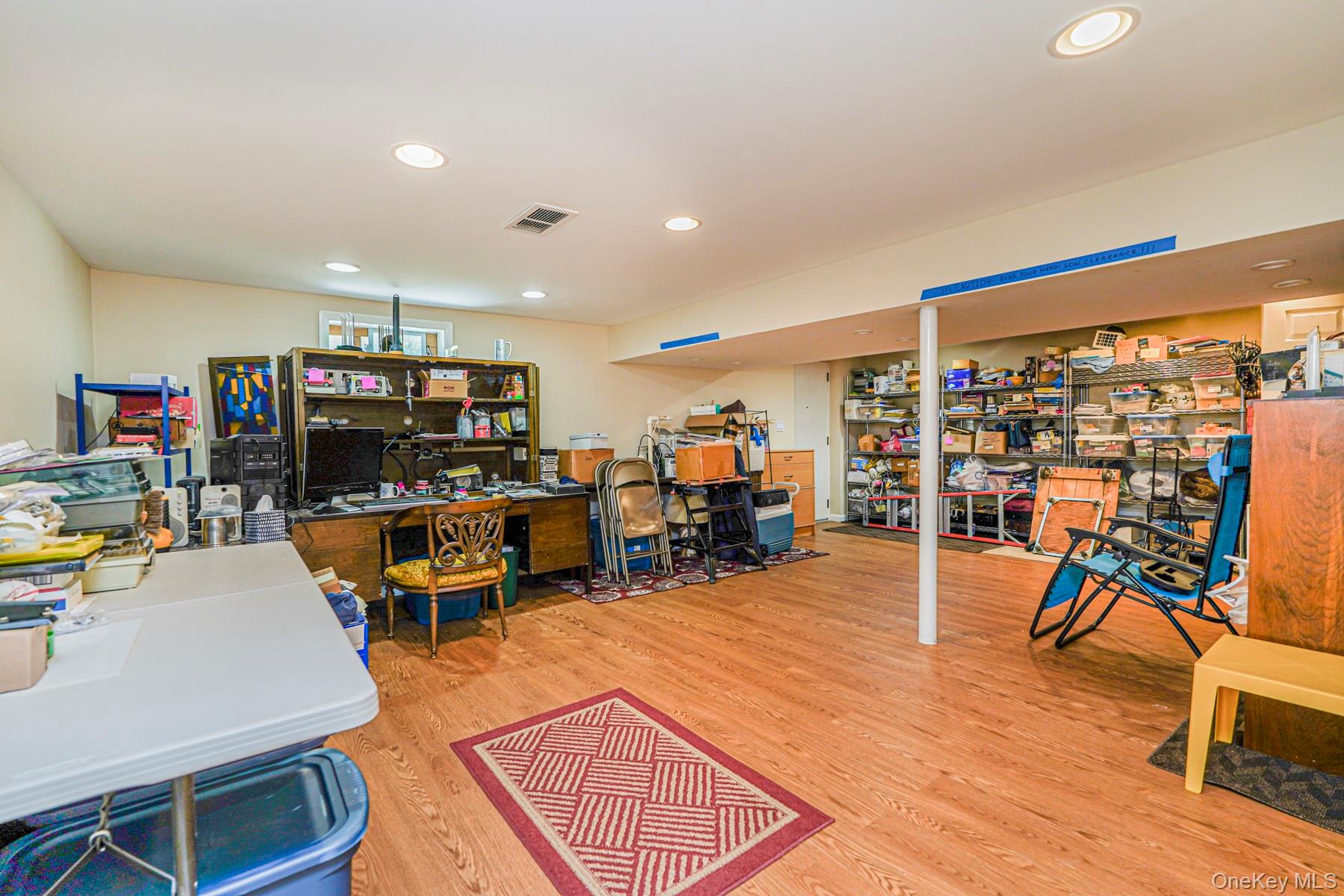 41 Middle Loop Road, Staten Island, NY 10308