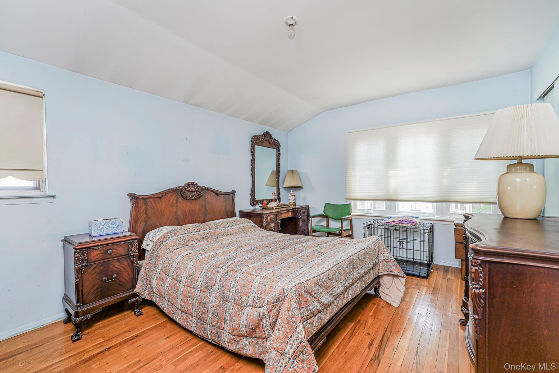 41 Middle Loop Road, Staten Island, NY 10308