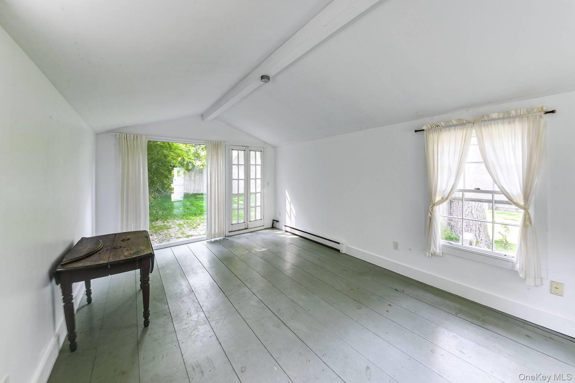 2964 Noyac Road, Sag Harbor, NY 11963