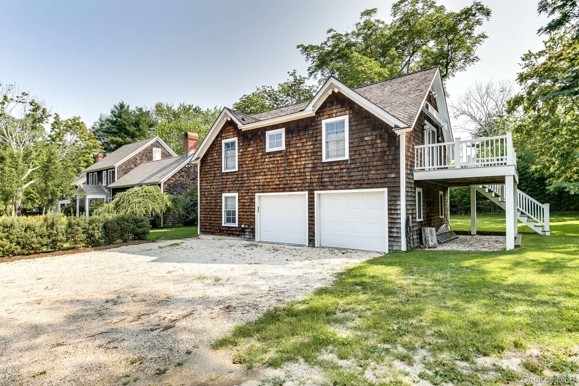 2964 Noyac Road, Sag Harbor, NY 11963