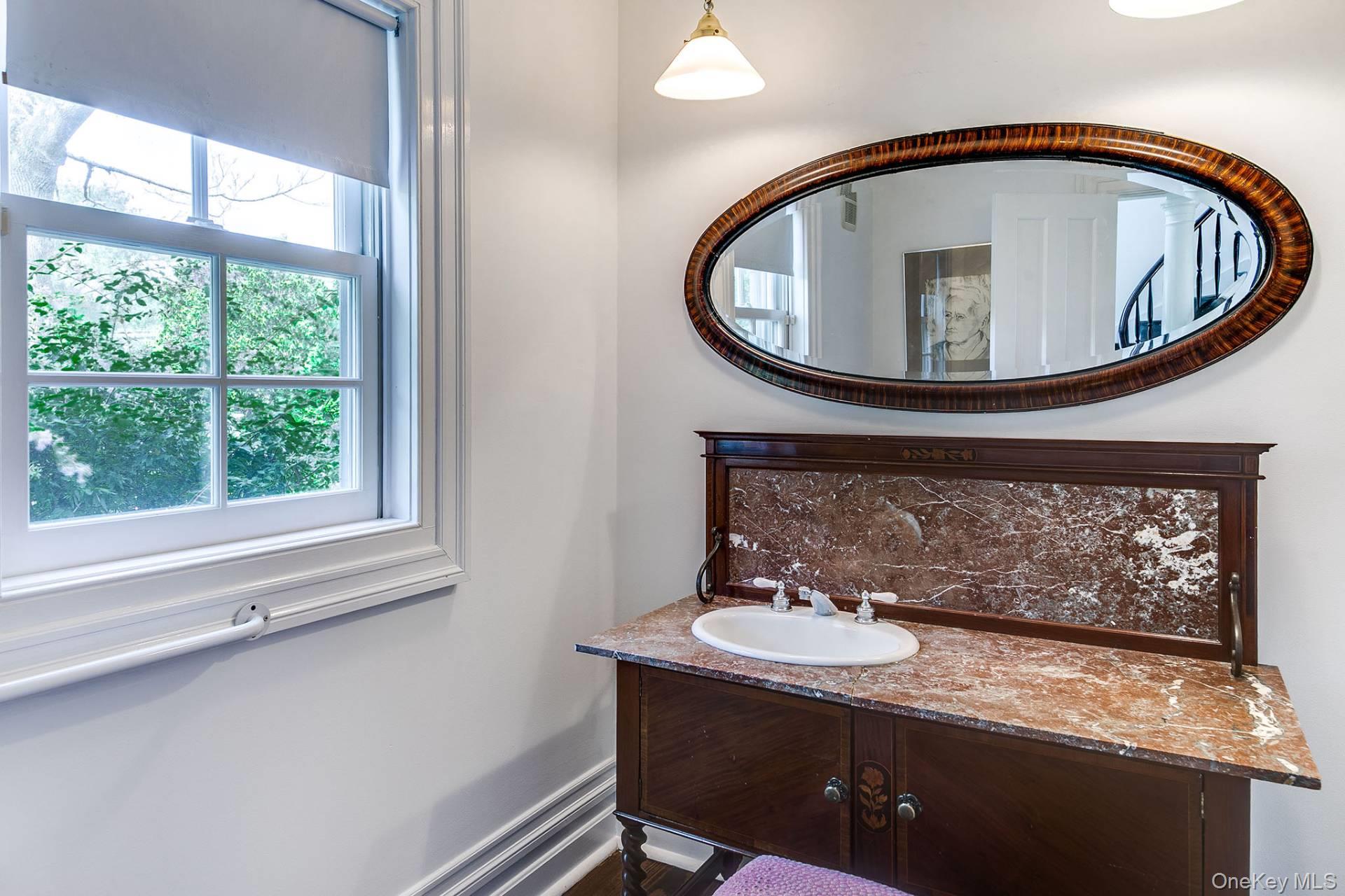 2964 Noyac Road, Sag Harbor, NY 11963