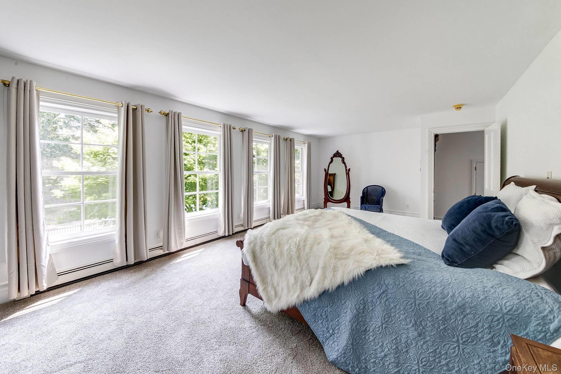 2964 Noyac Road, Sag Harbor, NY 11963