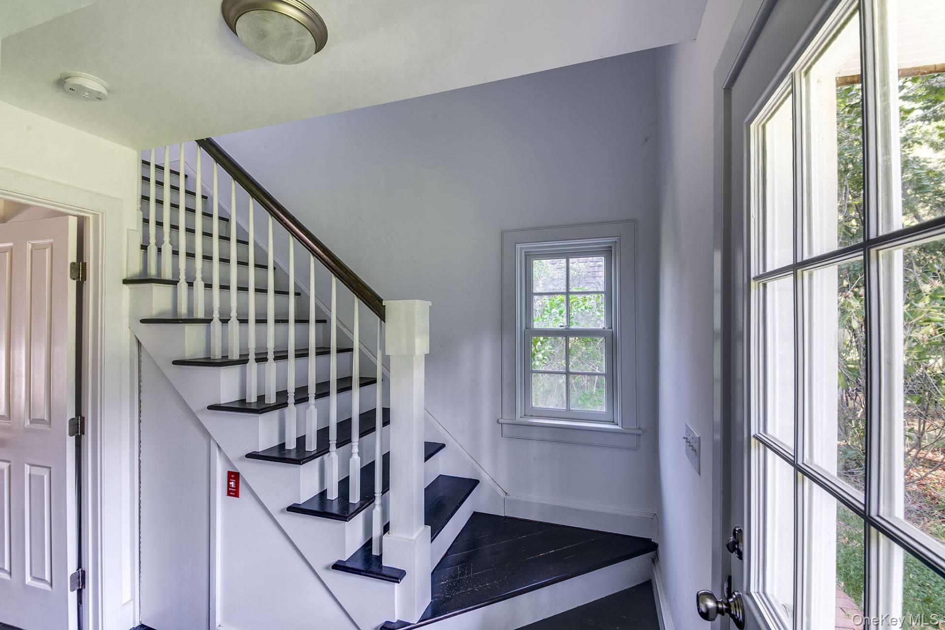 2964 Noyac Road, Sag Harbor, NY 11963