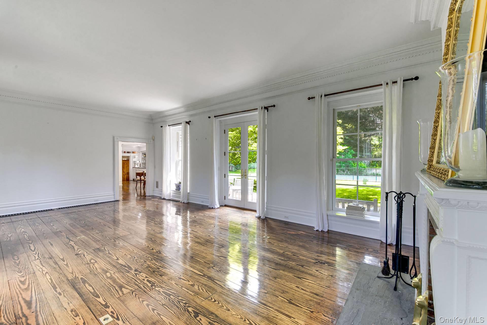 2964 Noyac Road, Sag Harbor, NY 11963