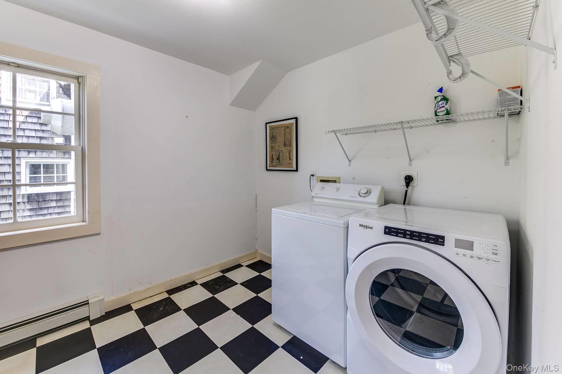 2964 Noyac Road, Sag Harbor, NY 11963