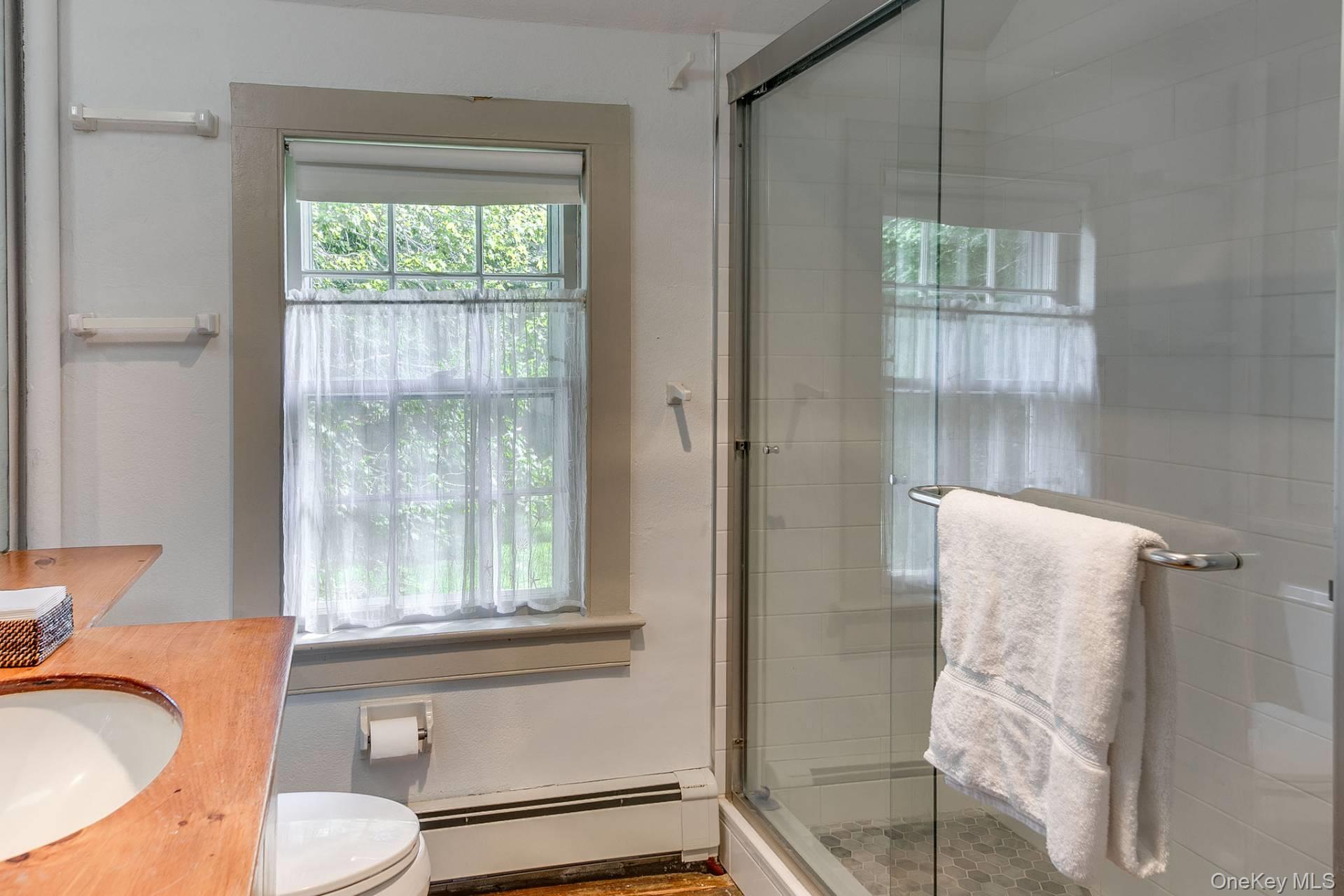 2964 Noyac Road, Sag Harbor, NY 11963