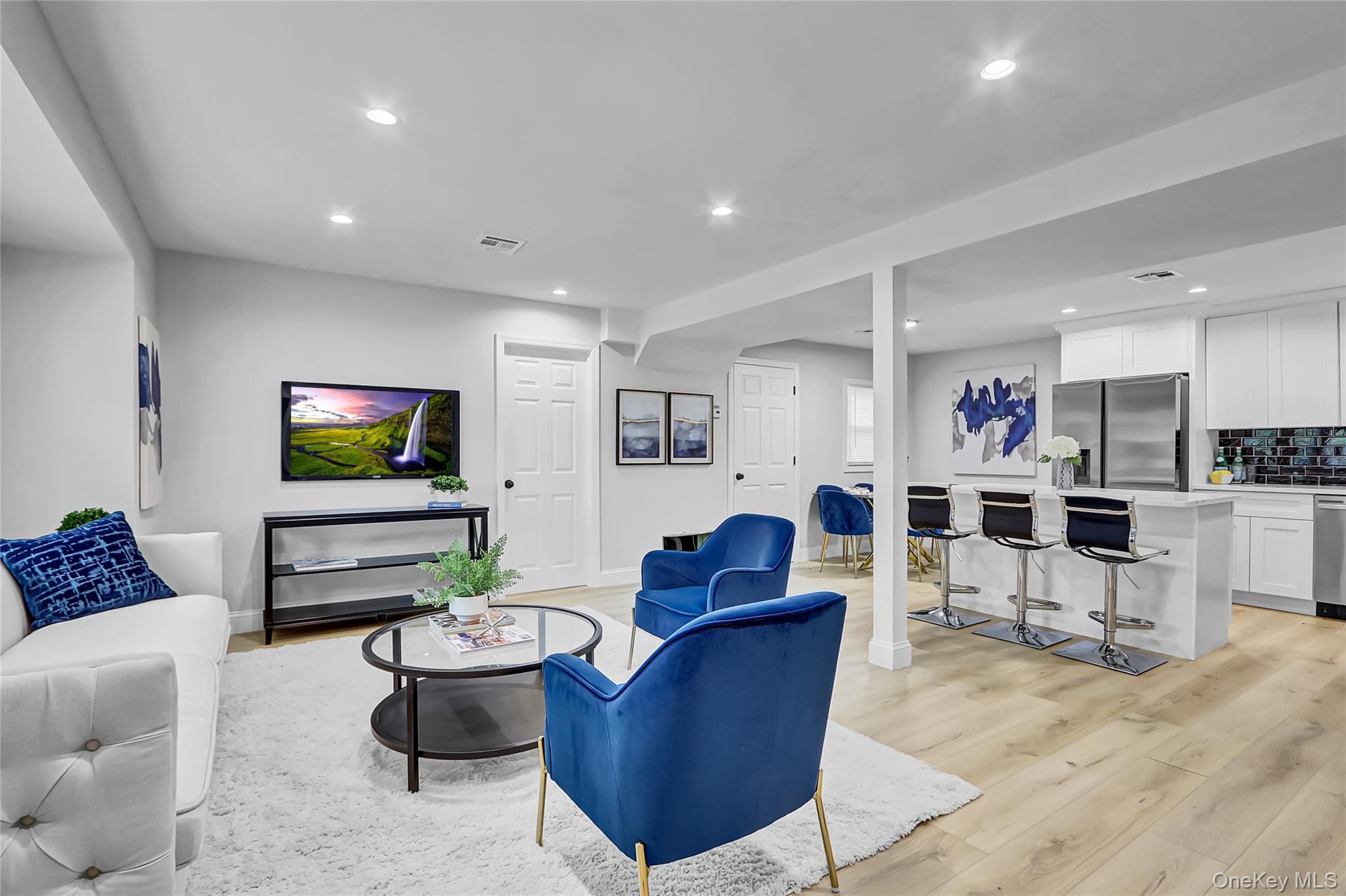 10 Hillman Place, Roosevelt, NY 11575