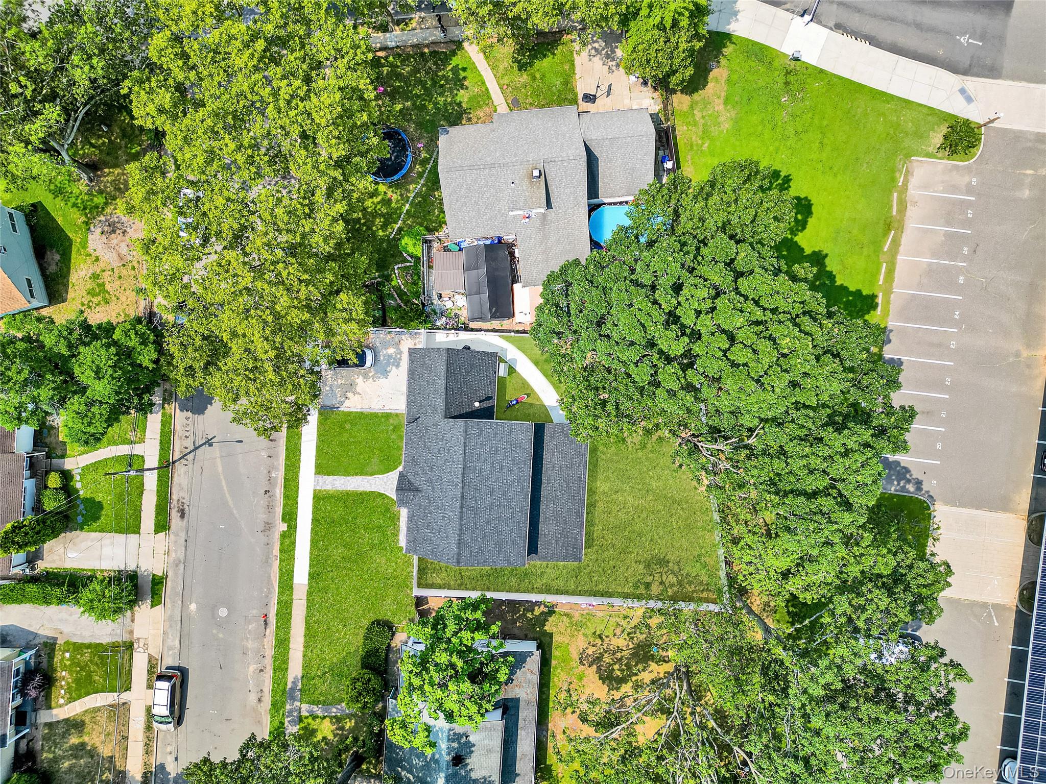 10 Hillman Place, Roosevelt, NY 11575