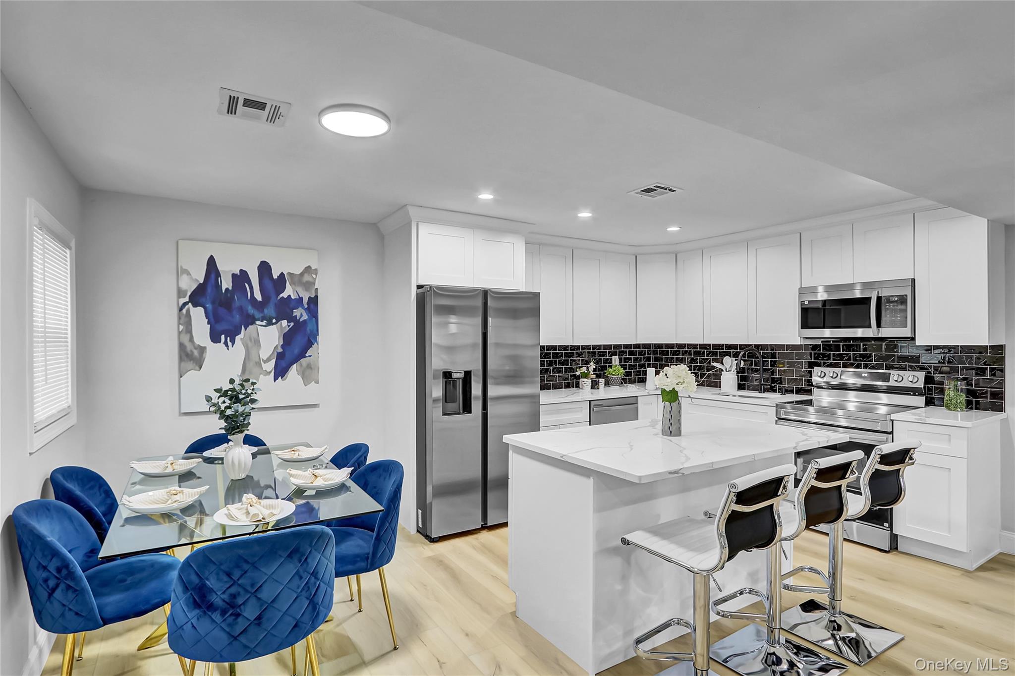 10 Hillman Place, Roosevelt, NY 11575