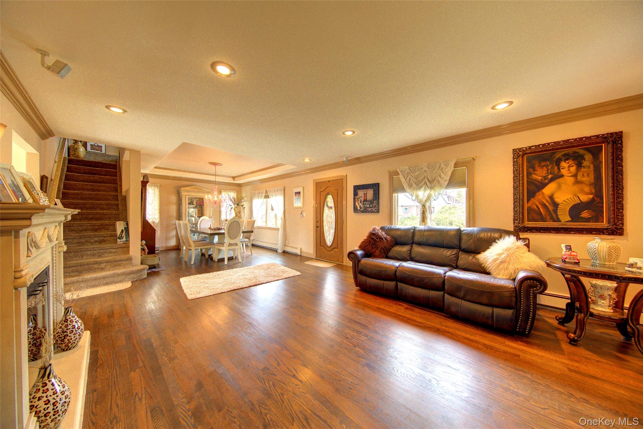 997 Glen Drive, Franklin Square, NY 11010