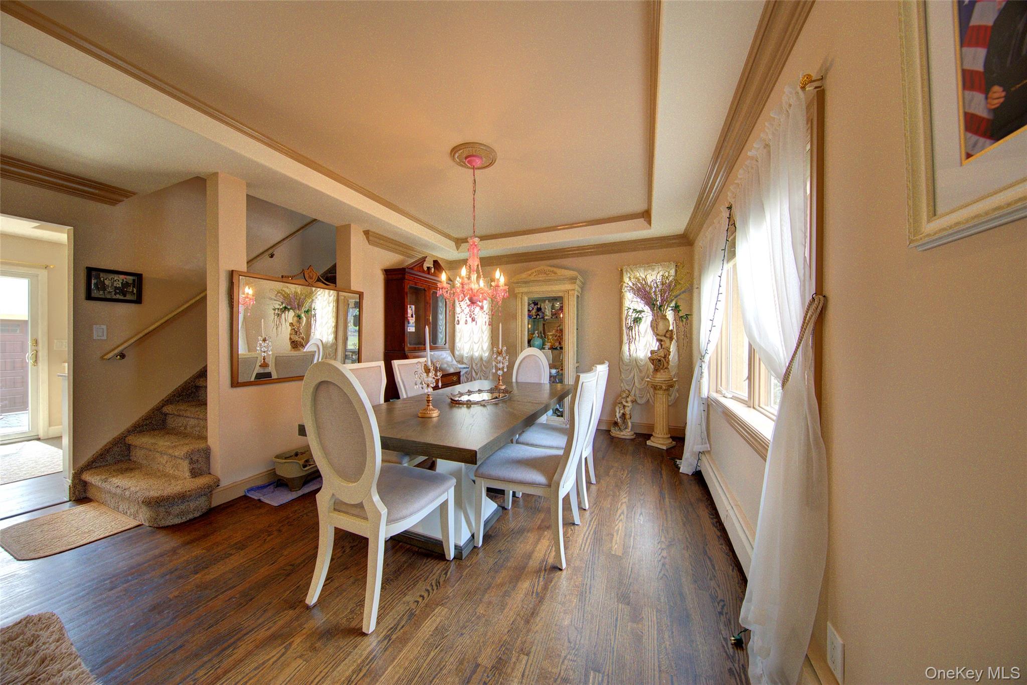 997 Glen Drive, Franklin Square, NY 11010