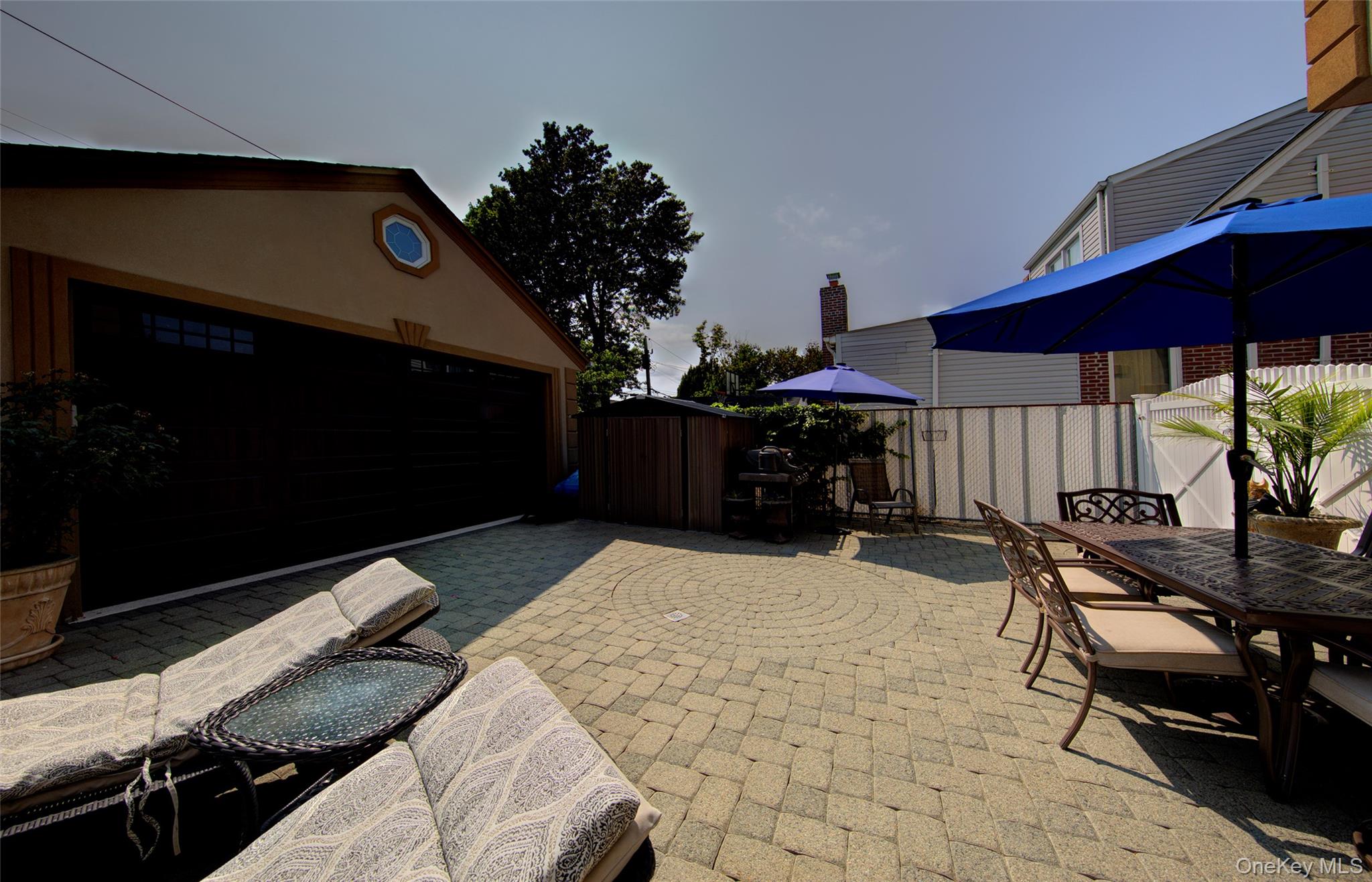 997 Glen Drive, Franklin Square, NY 11010