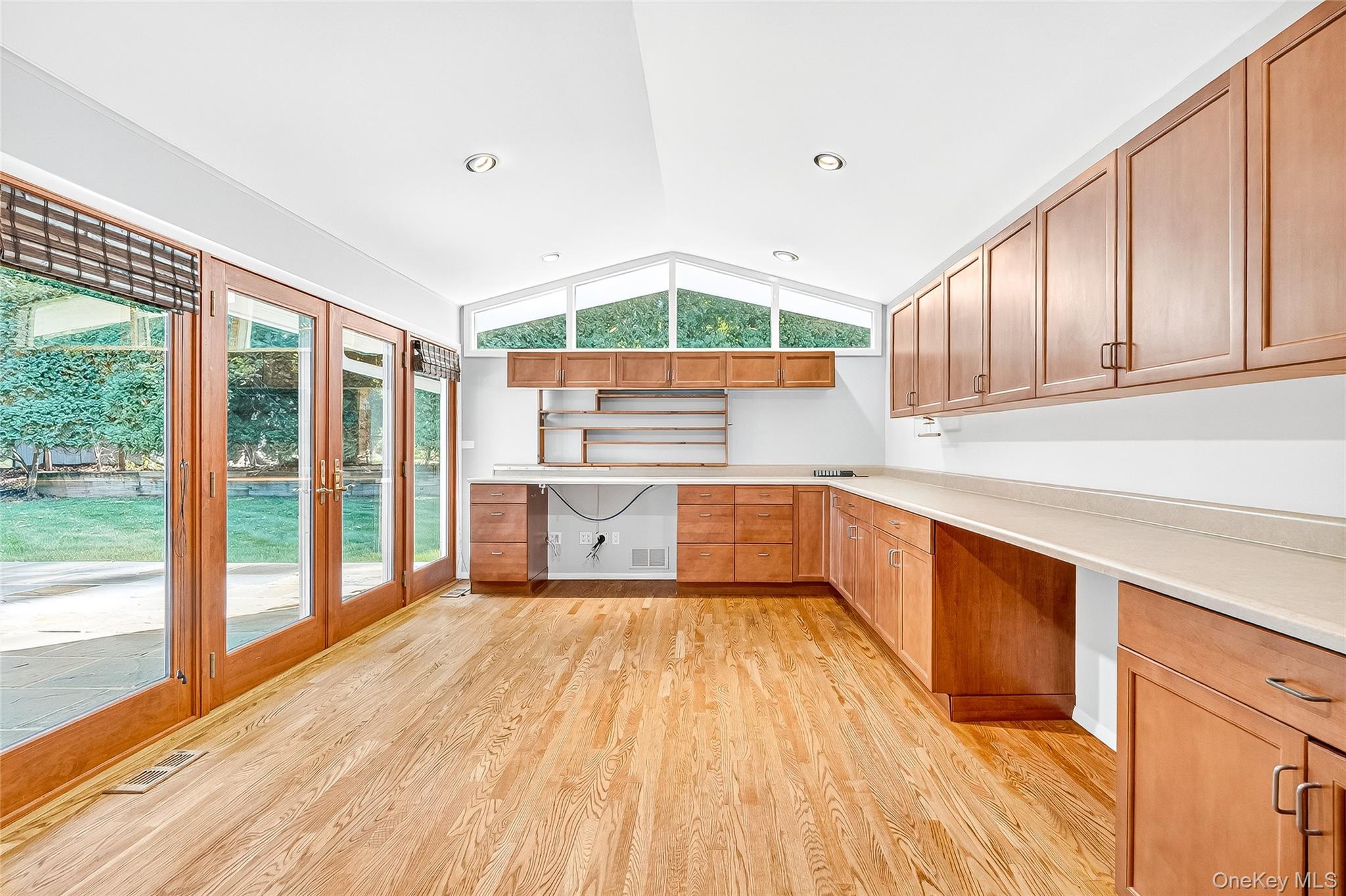 10 Barnaby Lane, Hartsdale, NY 10530