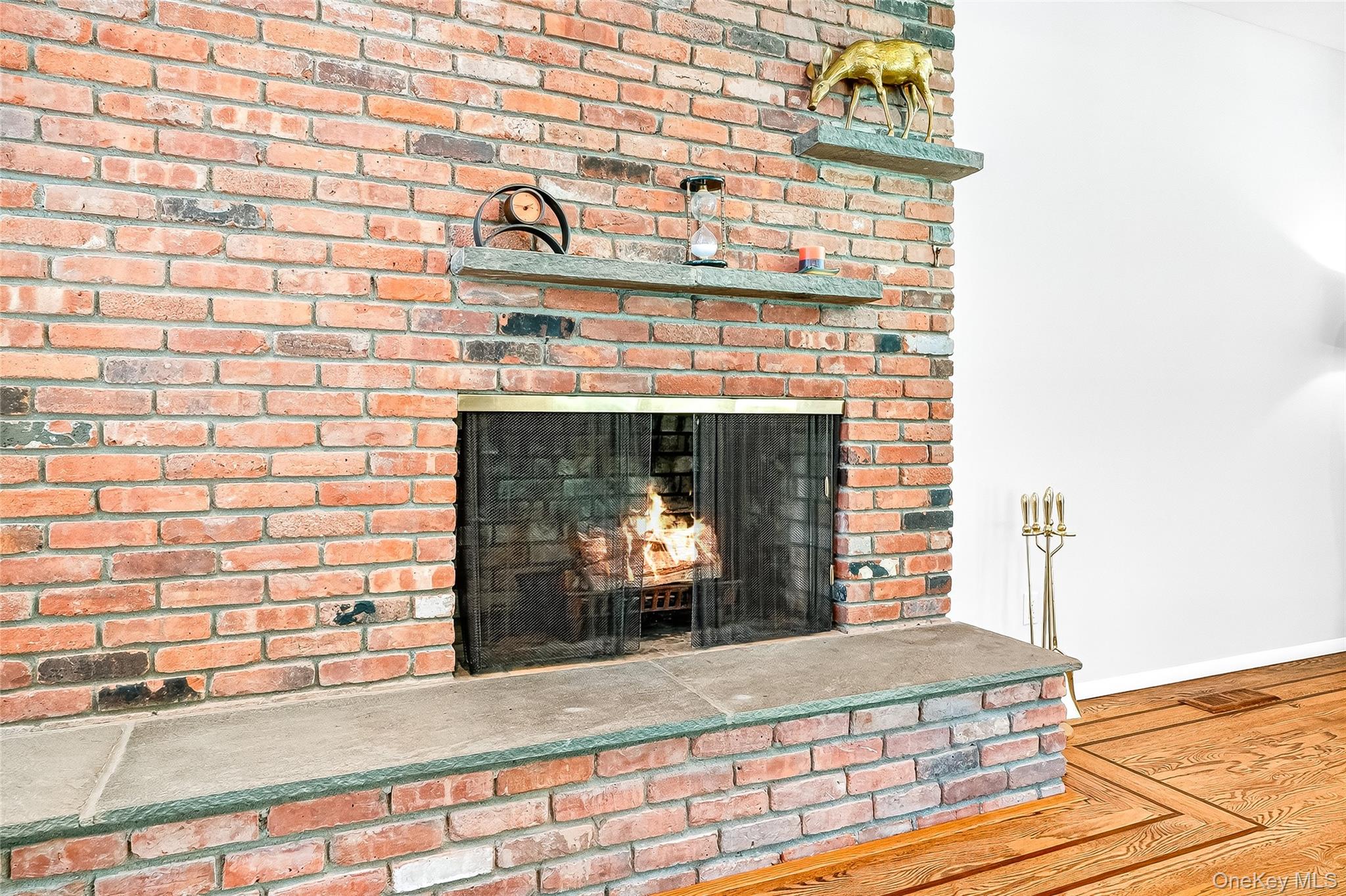 10 Barnaby Lane, Hartsdale, NY 10530