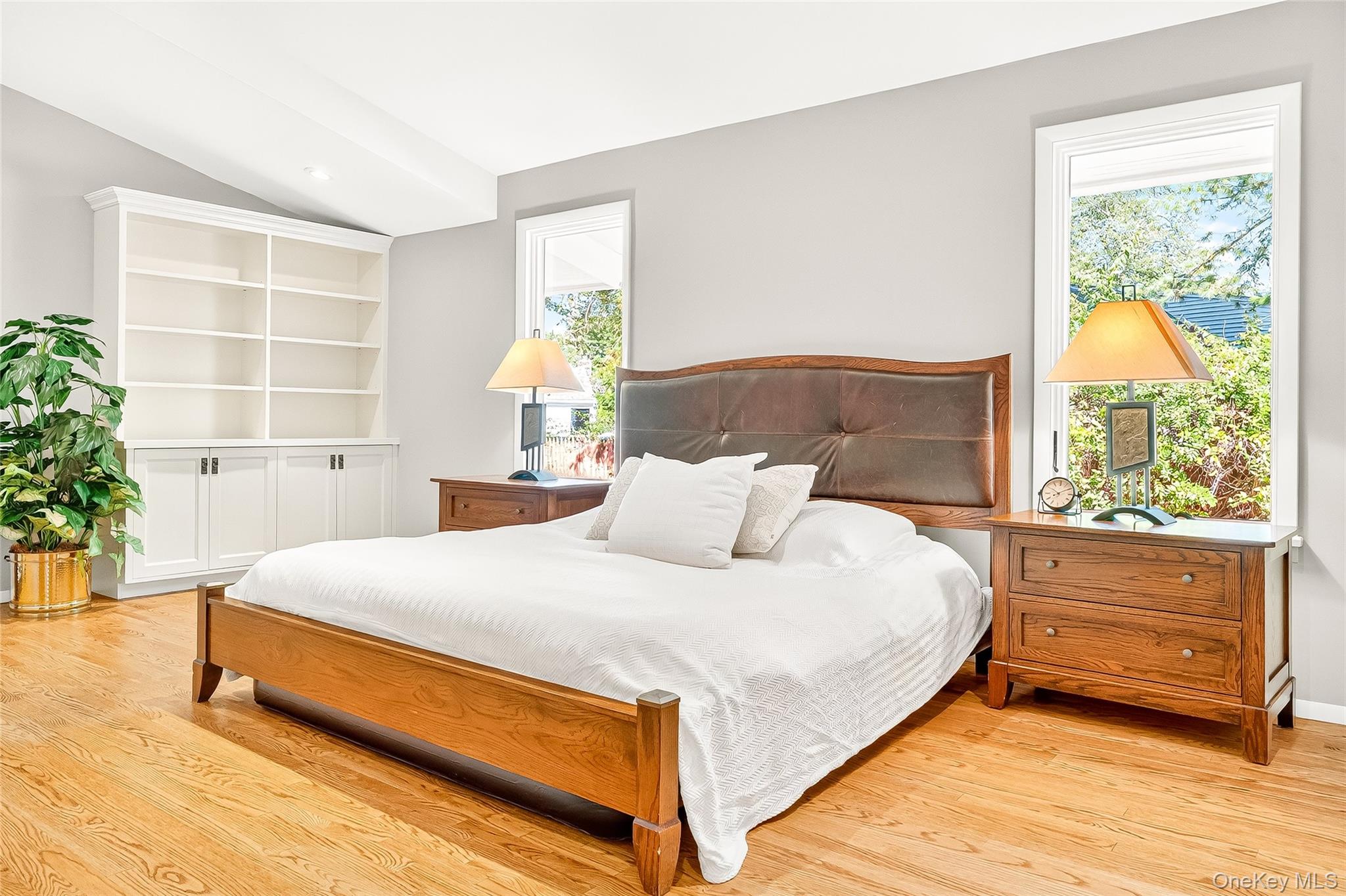 10 Barnaby Lane, Hartsdale, NY 10530