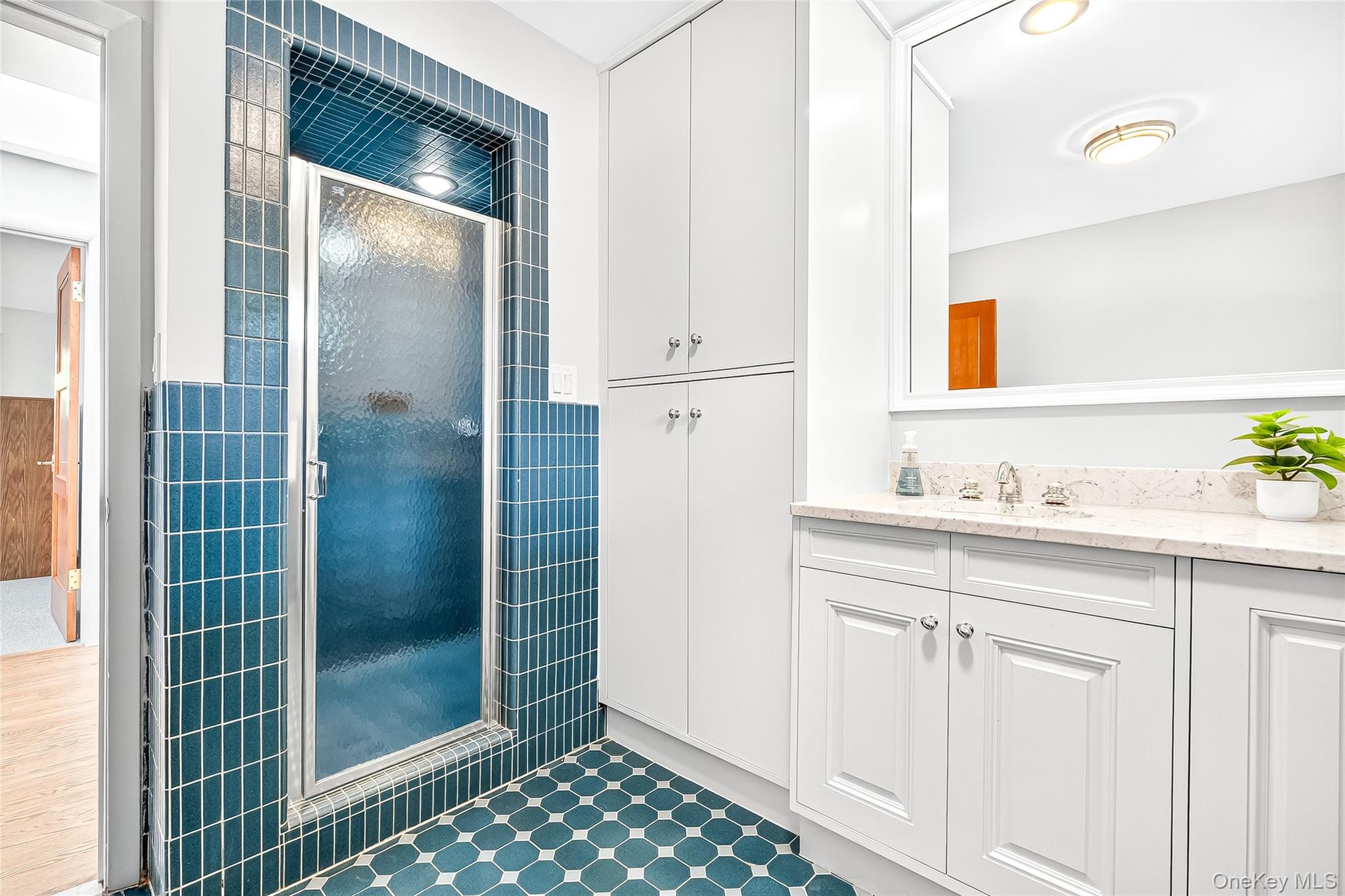 10 Barnaby Lane, Hartsdale, NY 10530