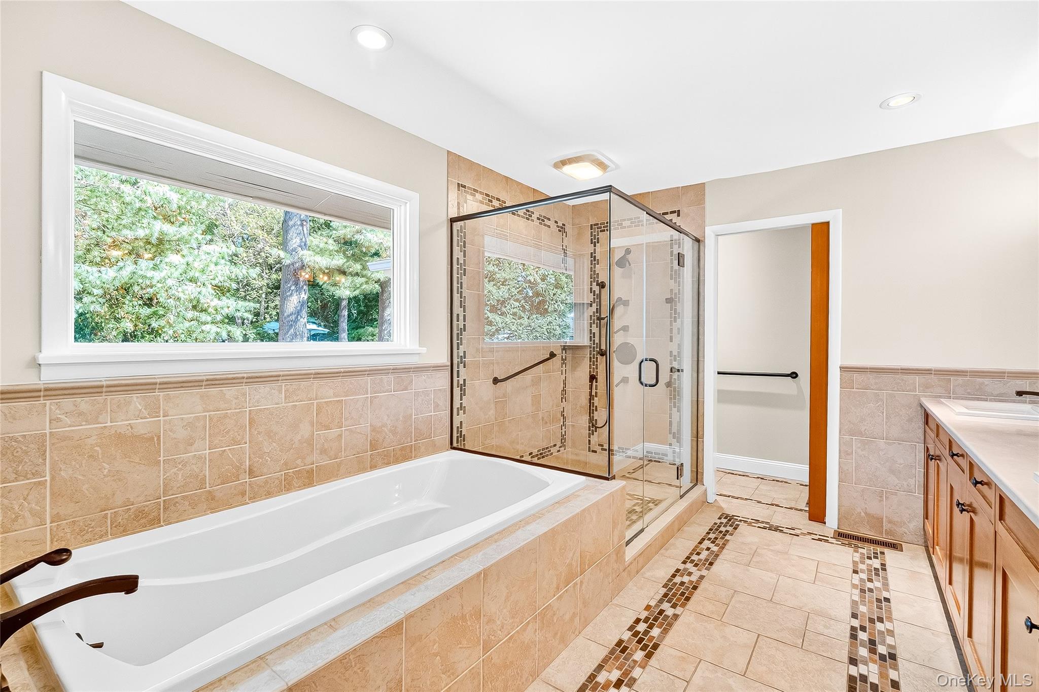 10 Barnaby Lane, Hartsdale, NY 10530