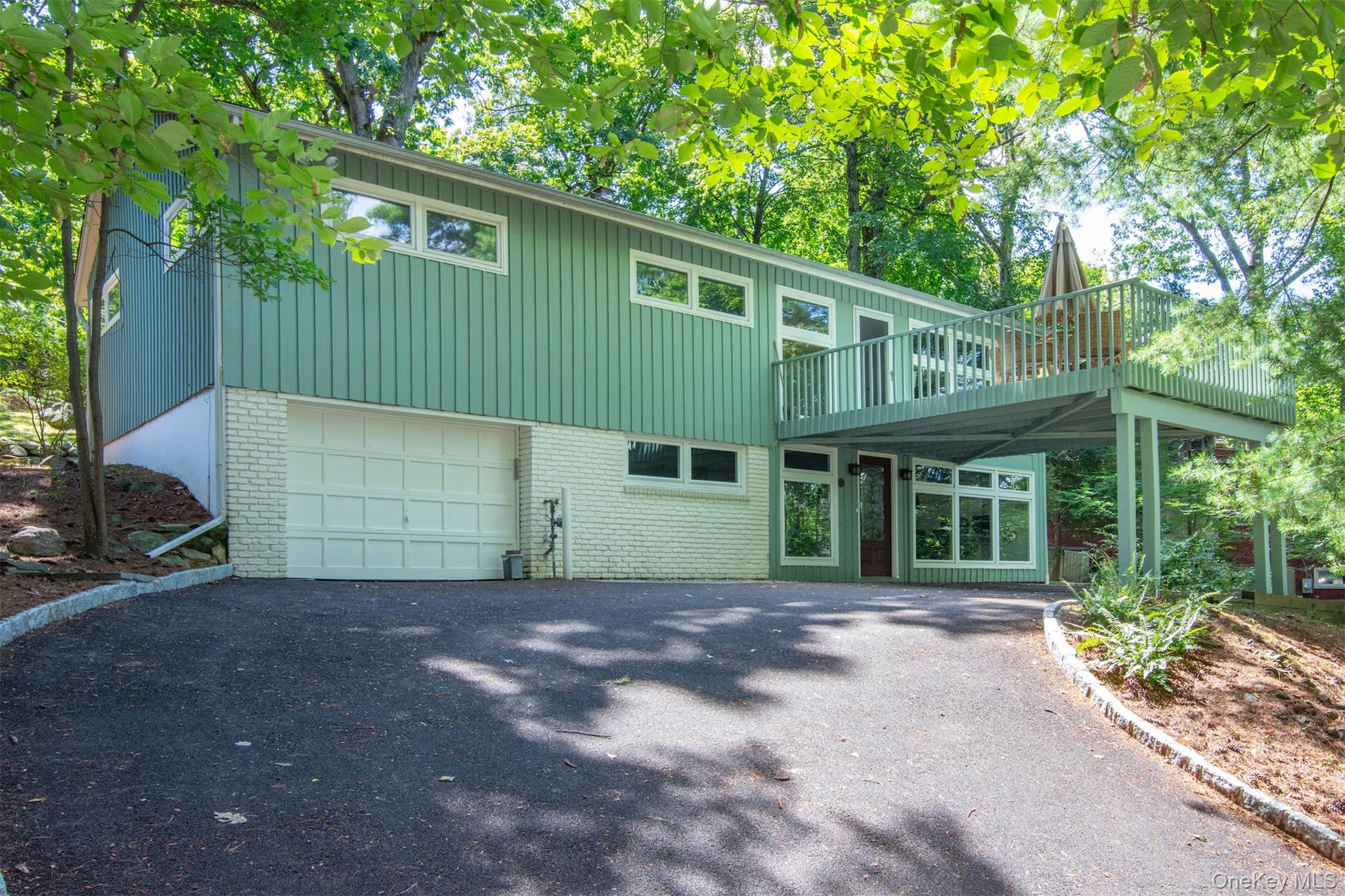 70 Deertrack Lane, Irvington, NY 10533
