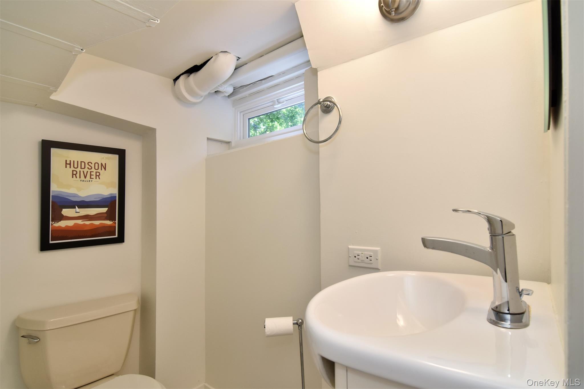 70 Deertrack Lane, Irvington, NY 10533