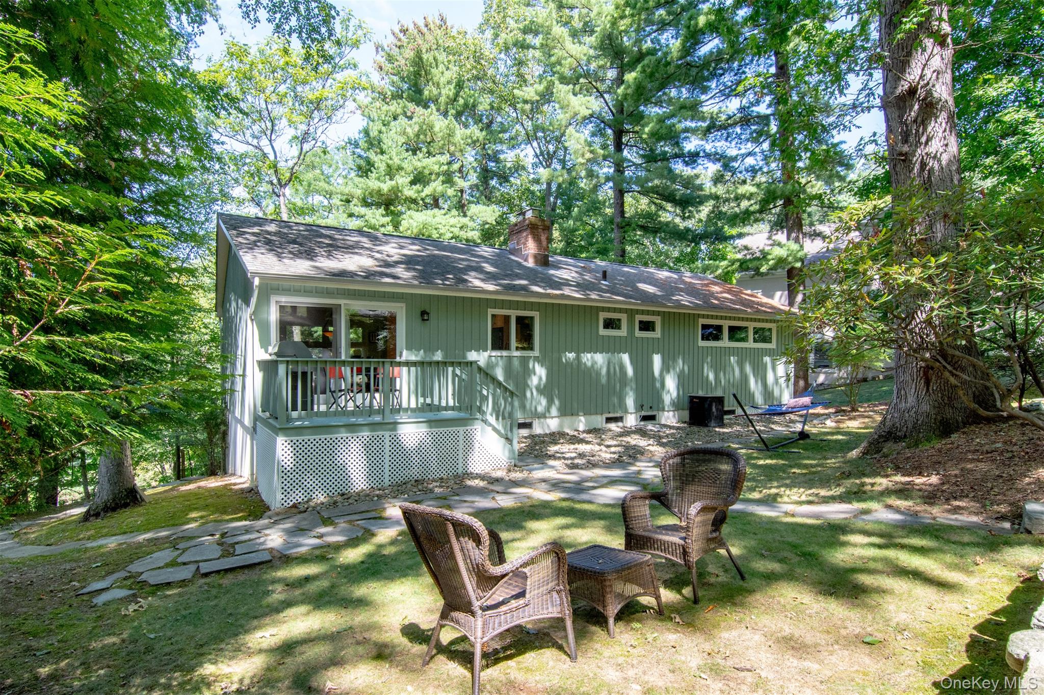 70 Deertrack Lane, Irvington, NY 10533