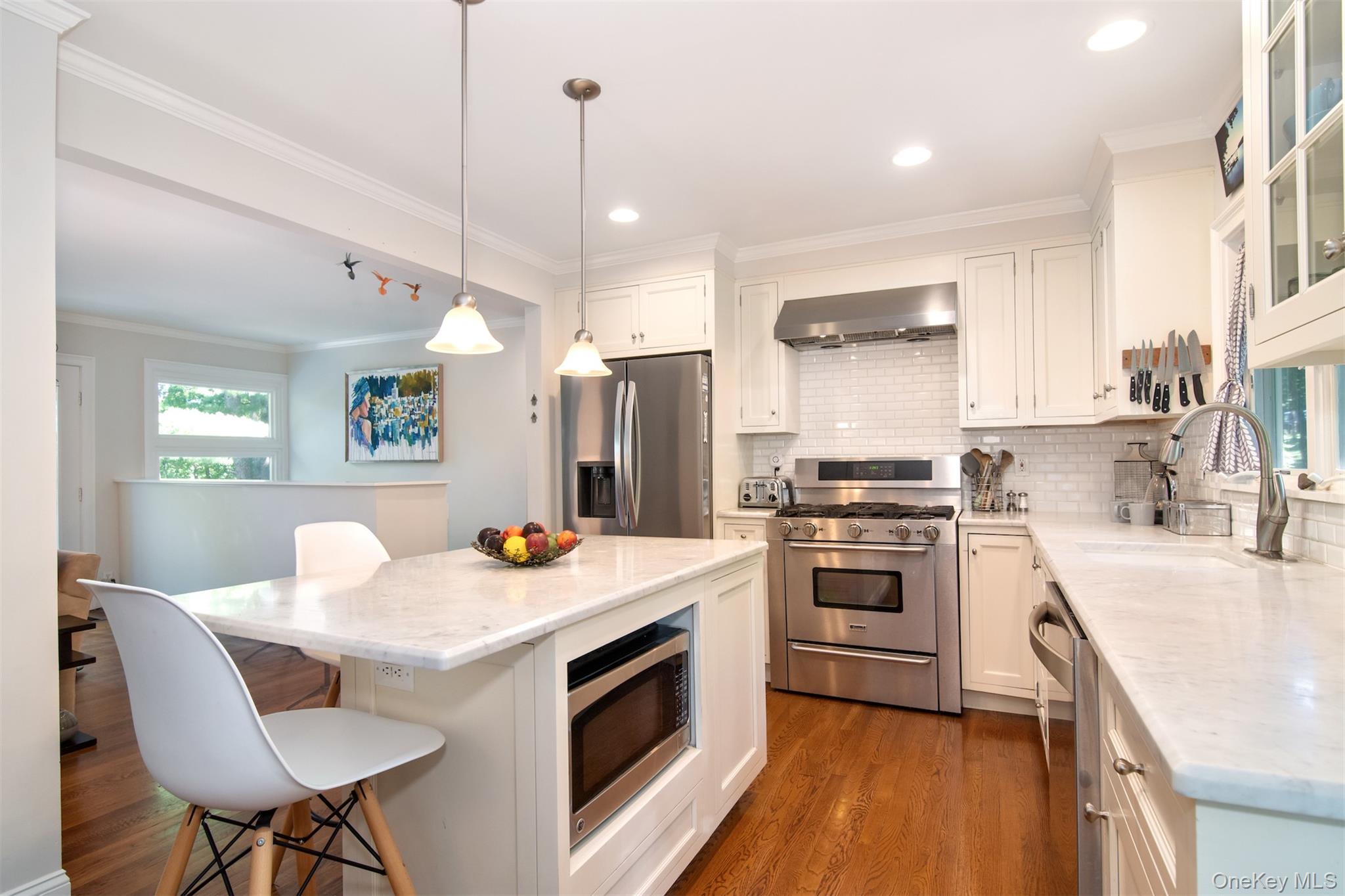 70 Deertrack Lane, Irvington, NY 10533