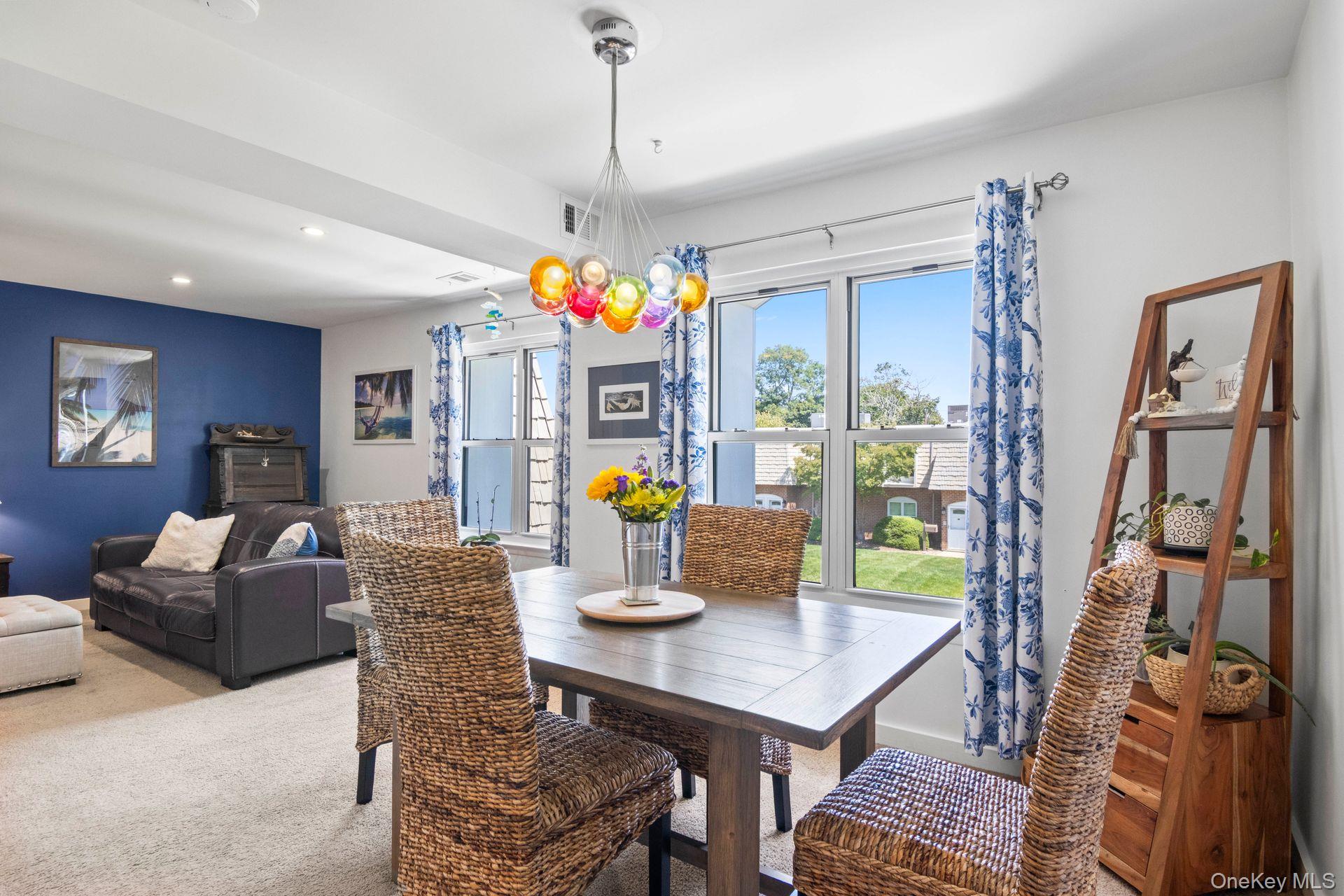 175 Main Avenue # 136, Wheatley Heights, NY 11798