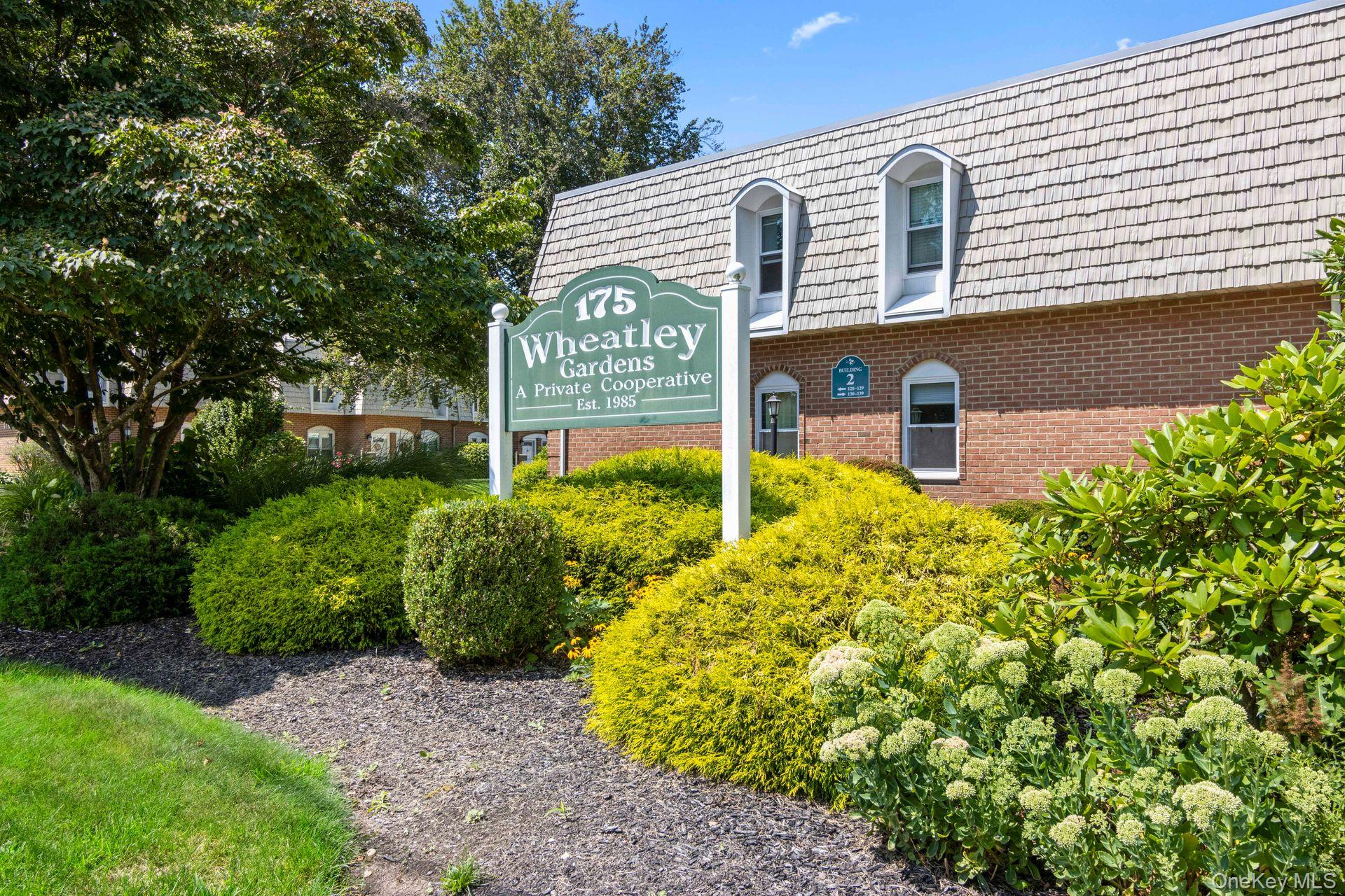 175 Main Avenue # 136, Wheatley Heights, NY 11798