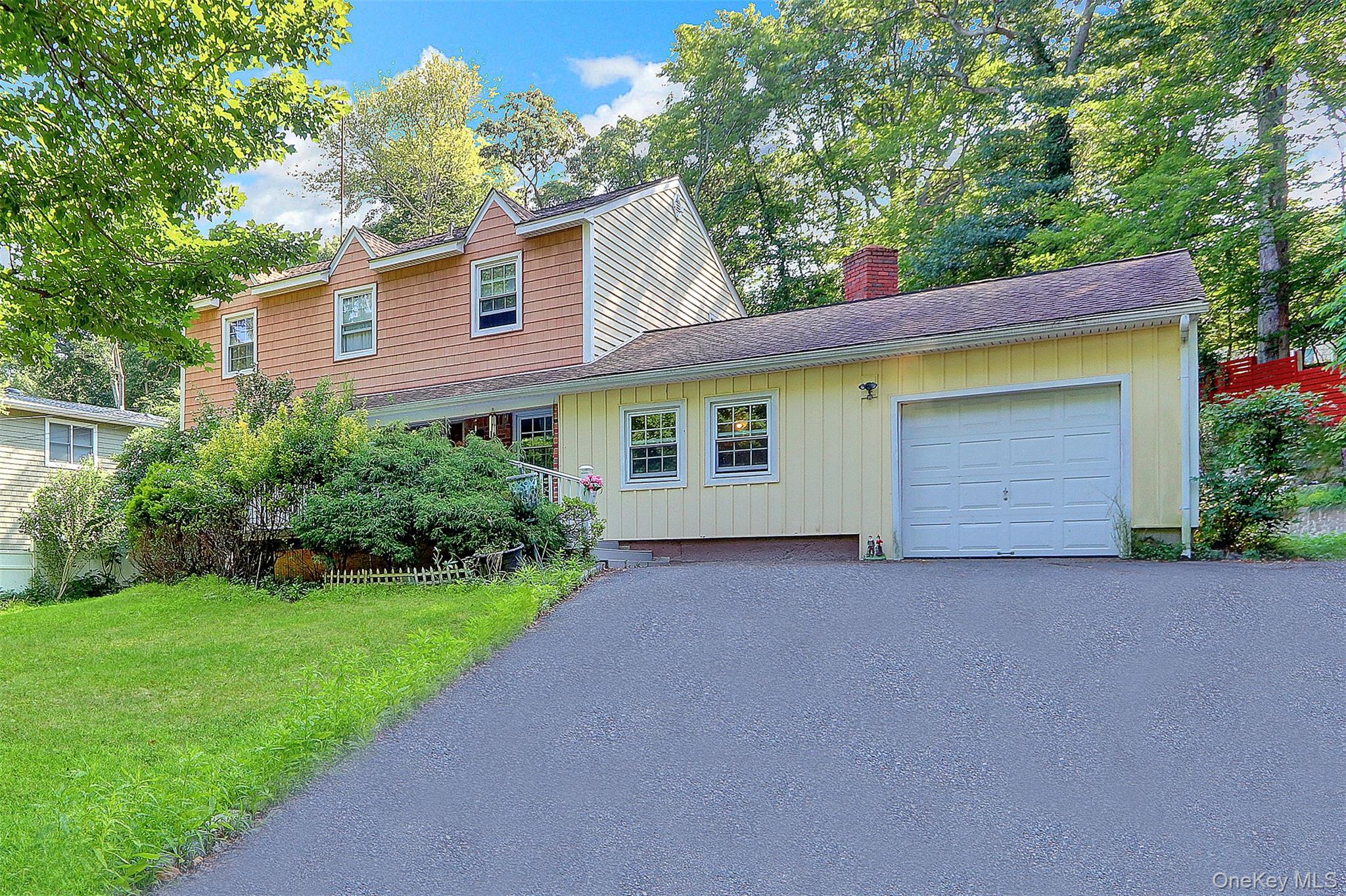 75 Landing Road, Miller Place, NY 11764