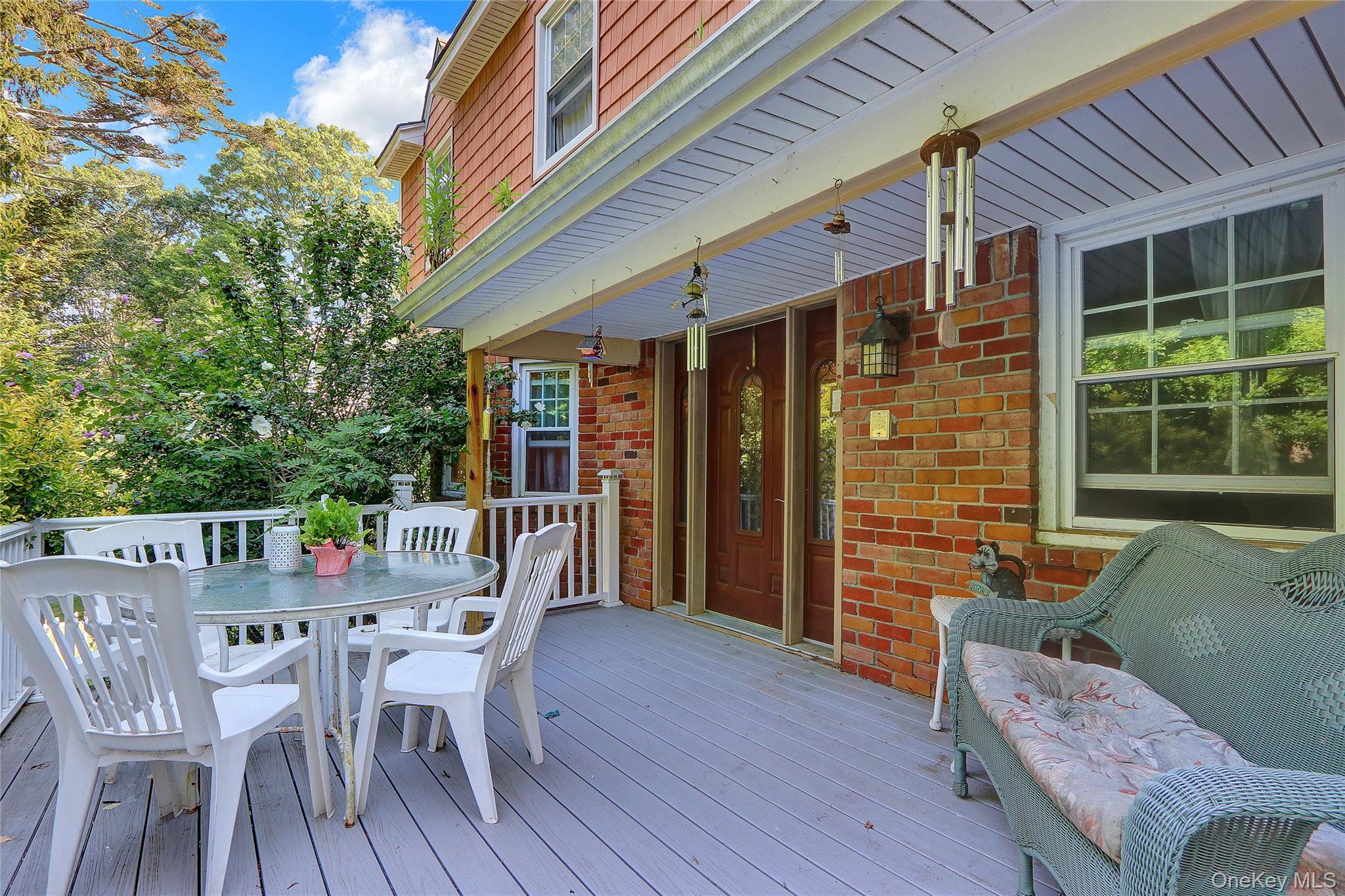 75 Landing Road, Miller Place, NY 11764