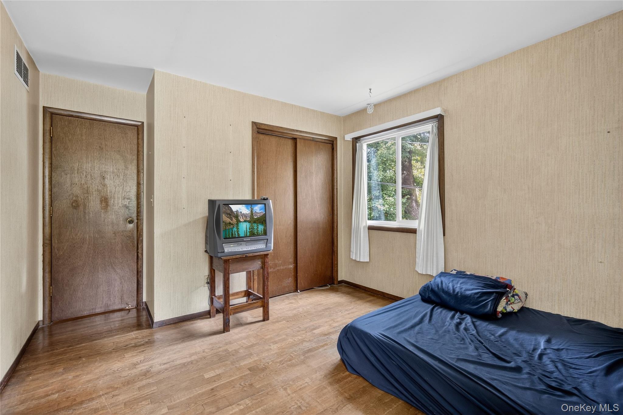 12 Birch Hill Drive, Poughkeepsie, NY 12603