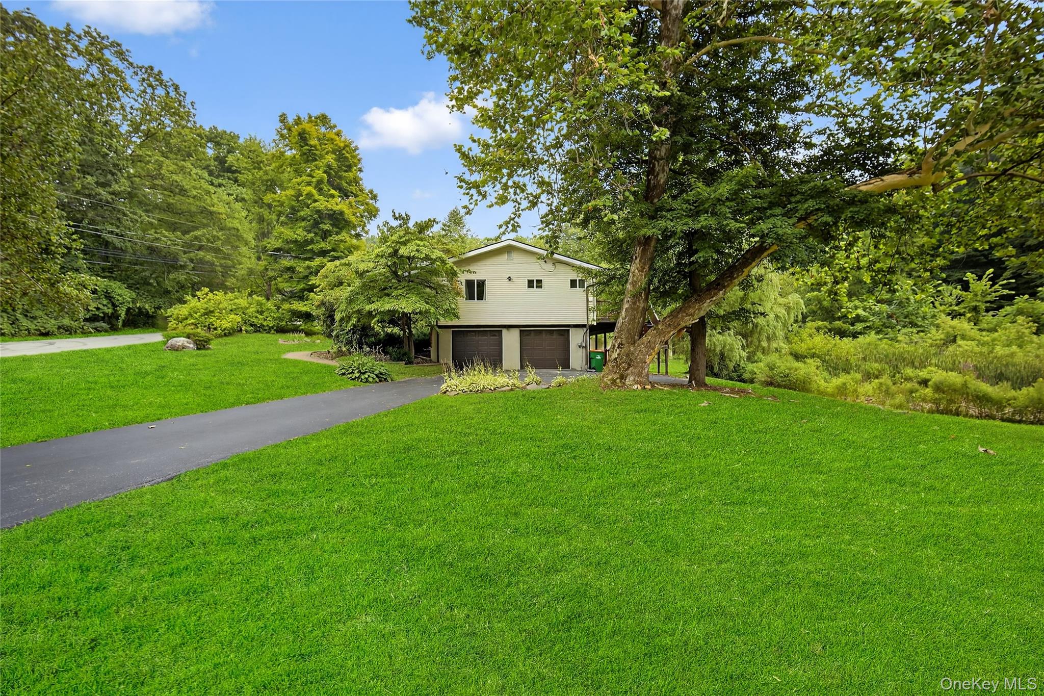 12 Birch Hill Drive, Poughkeepsie, NY 12603