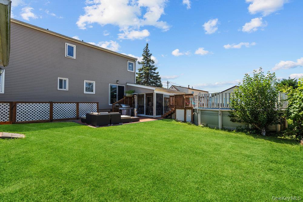 1212 Herzel Boulevard, West Babylon, NY 11704