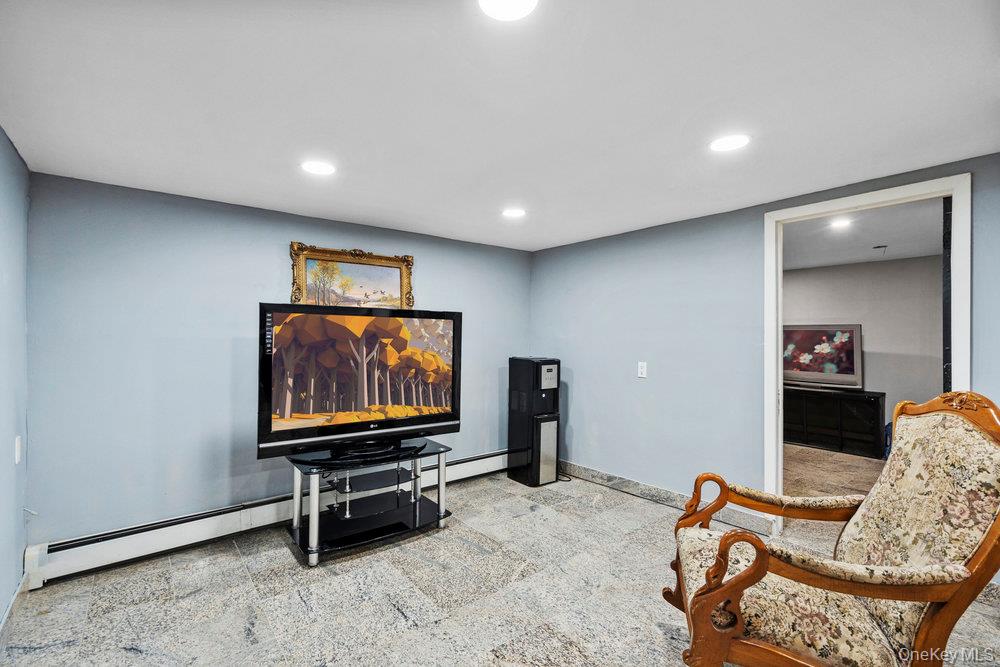 1212 Herzel Boulevard, West Babylon, NY 11704