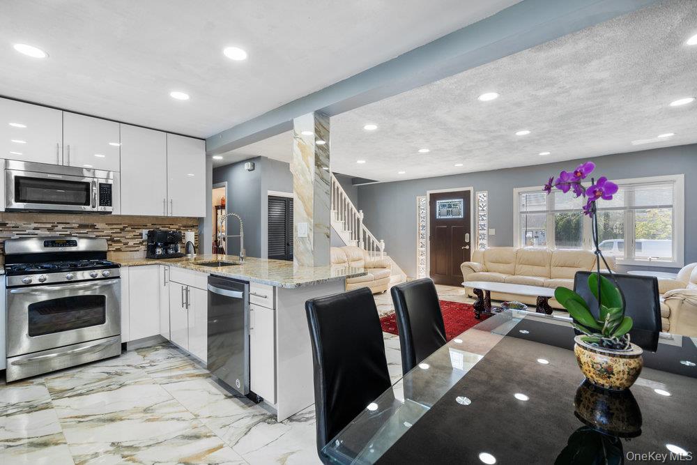 1212 Herzel Boulevard, West Babylon, NY 11704