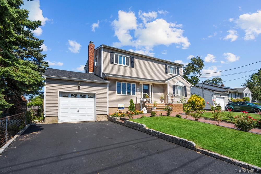 1212 Herzel Boulevard, West Babylon, NY 11704