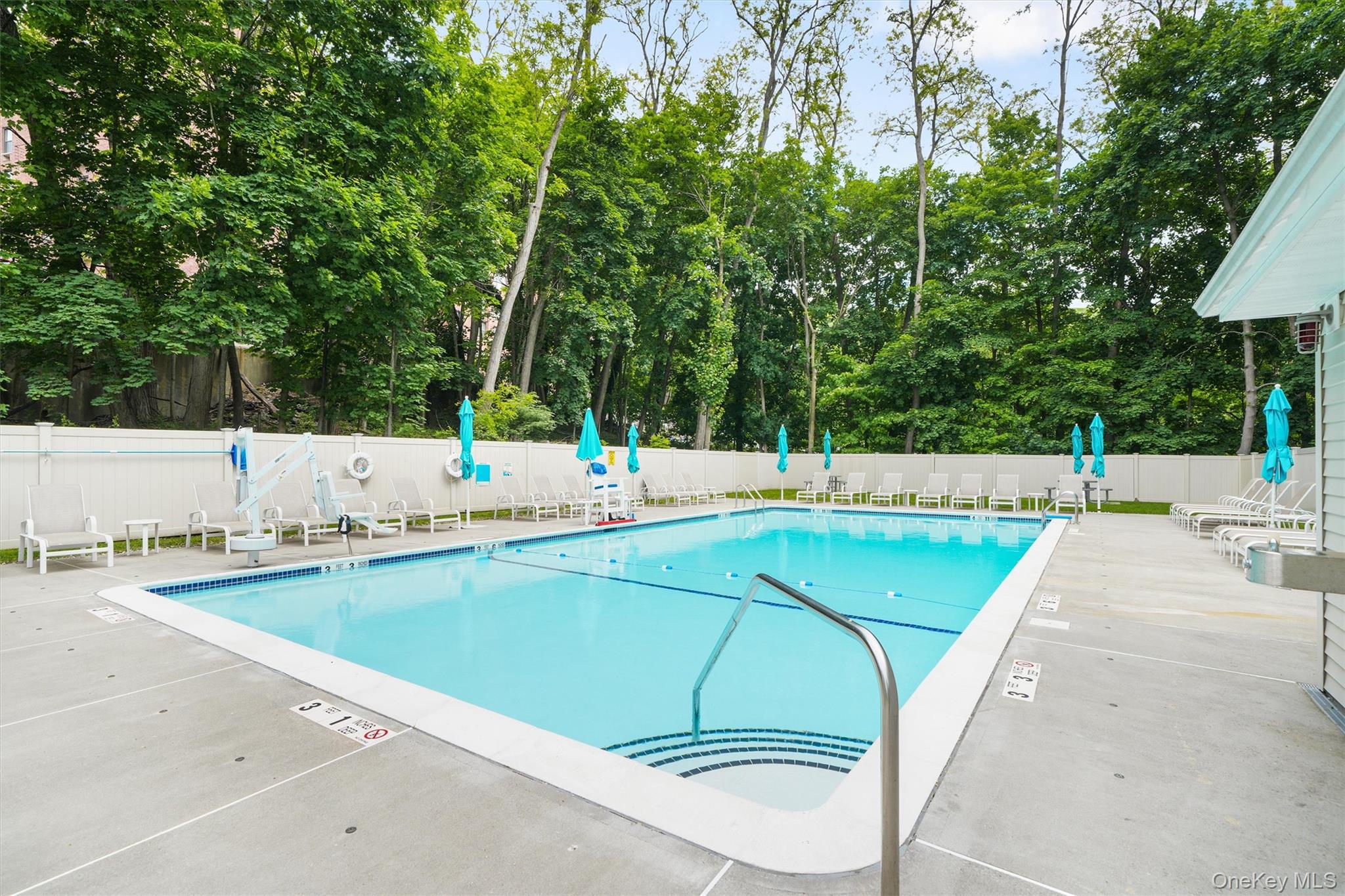 127 S Highland Avenue # A4, Ossining, NY 10562