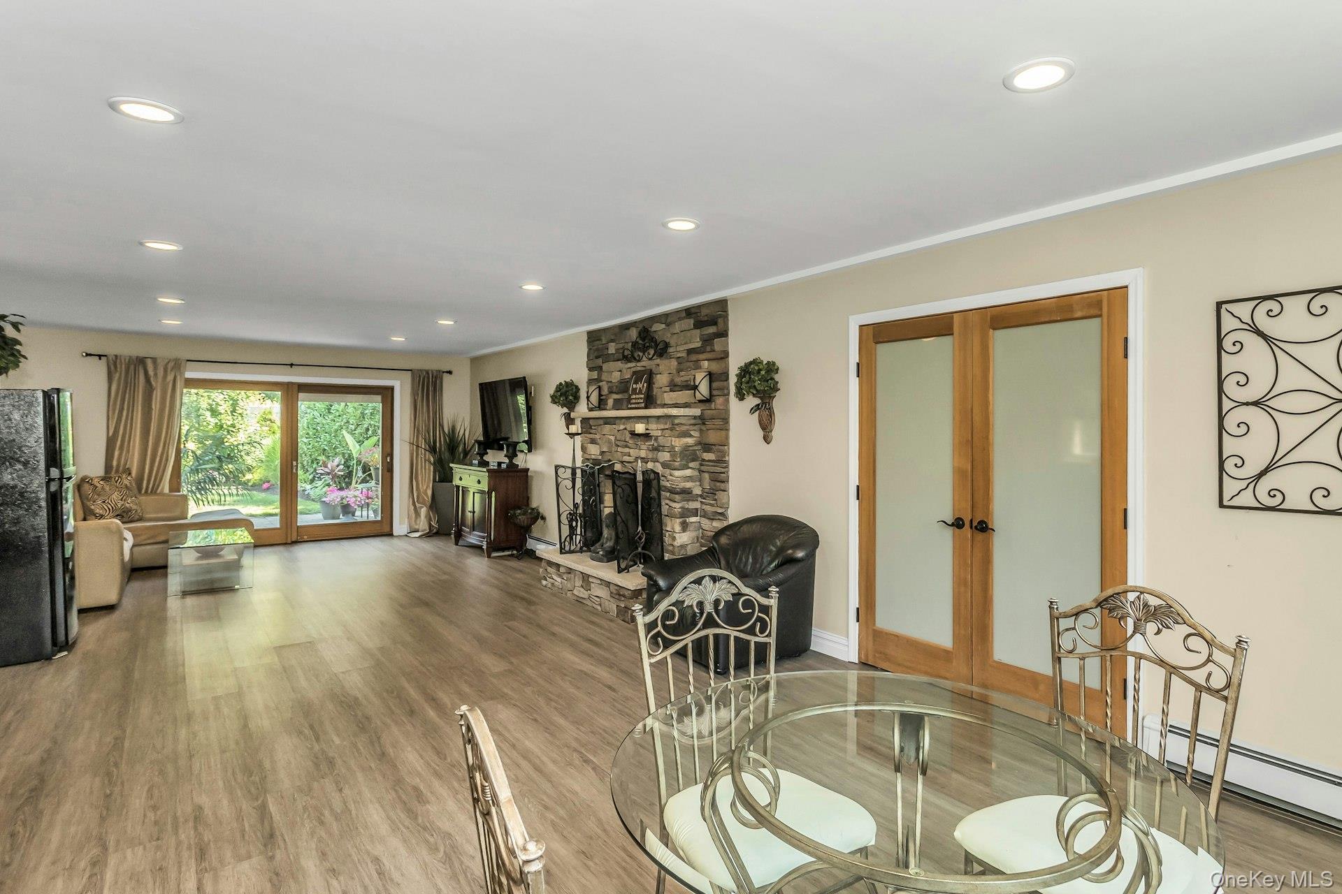 3101 Lonni Lane, Merrick, NY 11566